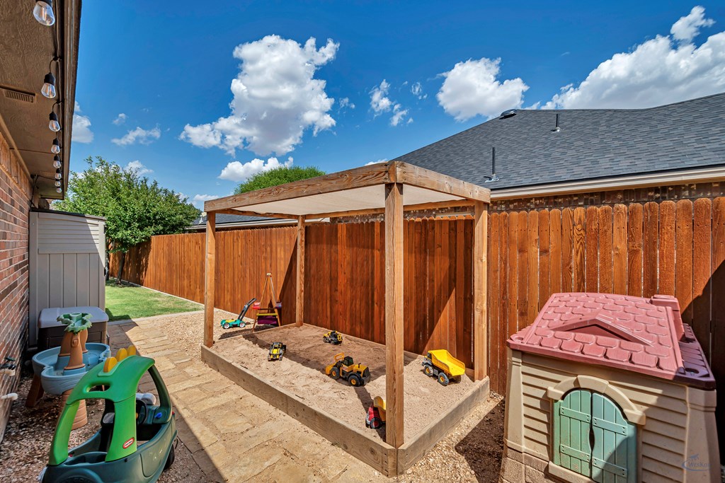 6012 Pedernales