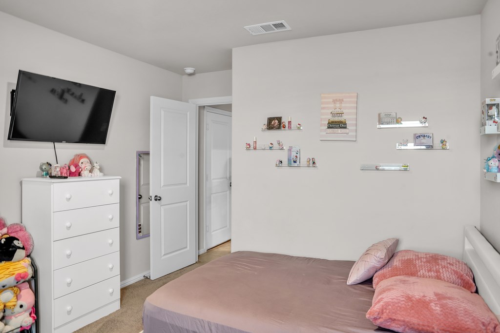 8227 E County Rd 114