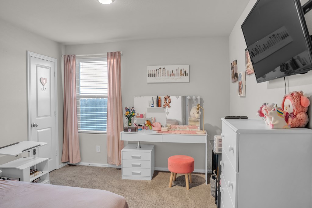 8227 E County Rd 114