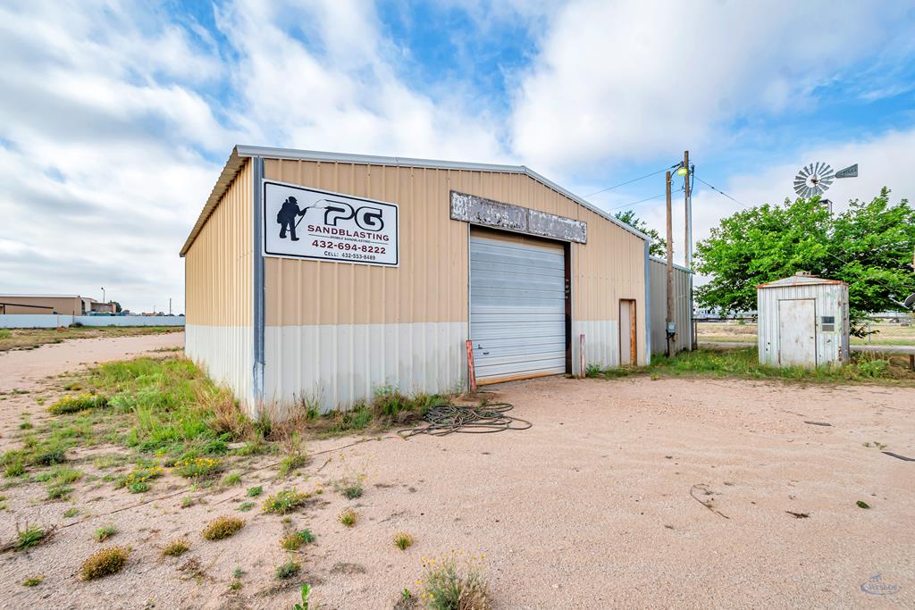 6114 Hwy 80E