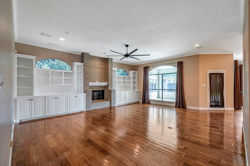 5713 Heartland Ave