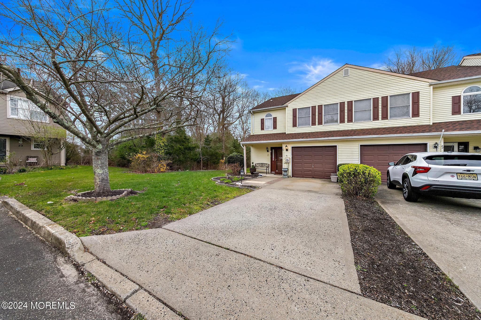 24 Schooner Court