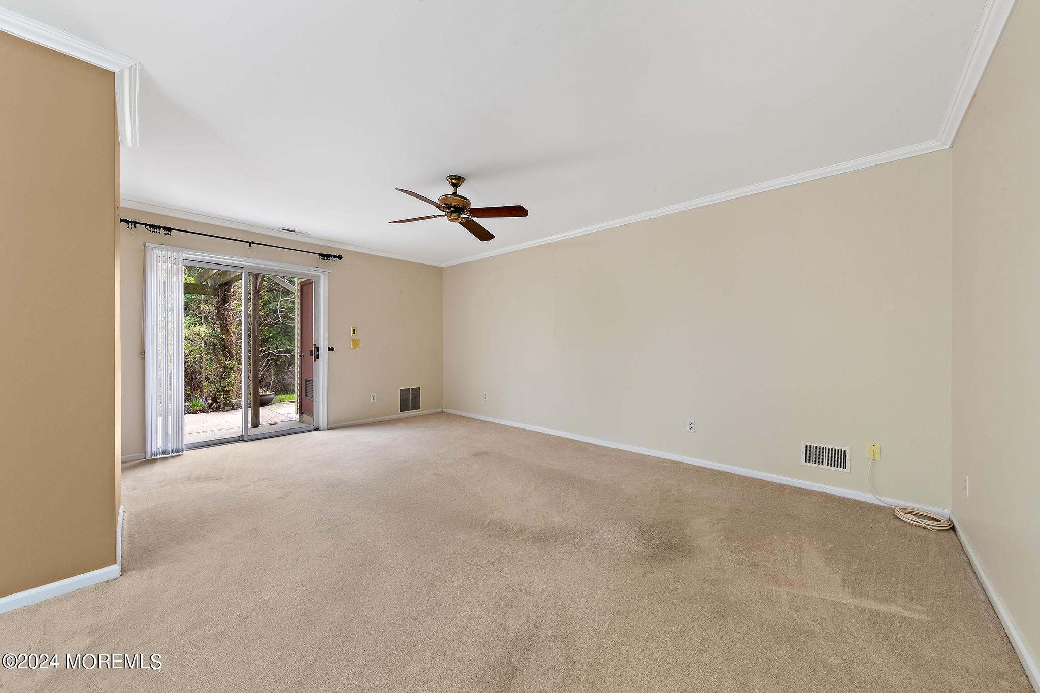 24 Schooner Court
