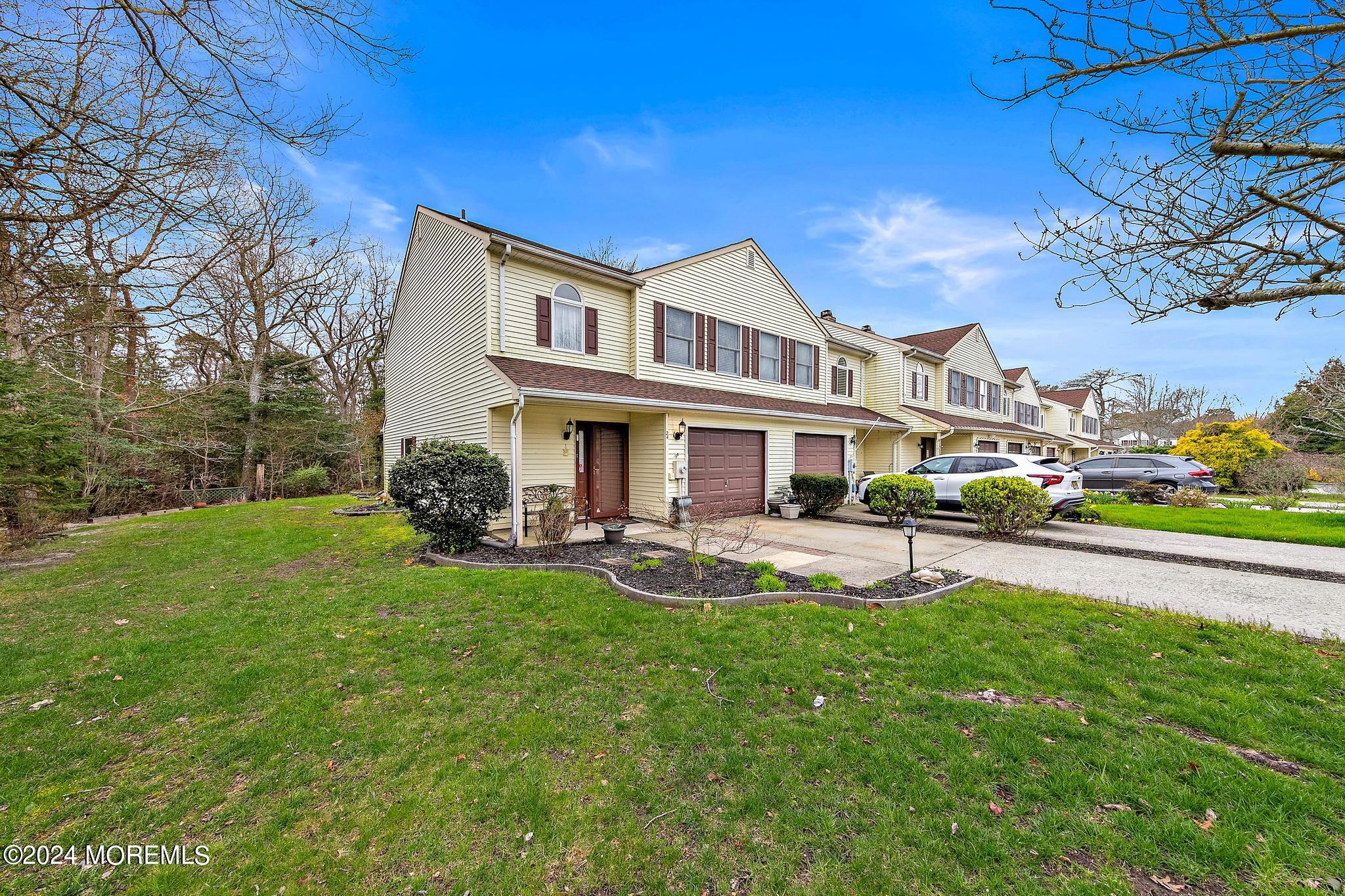 24 Schooner Court