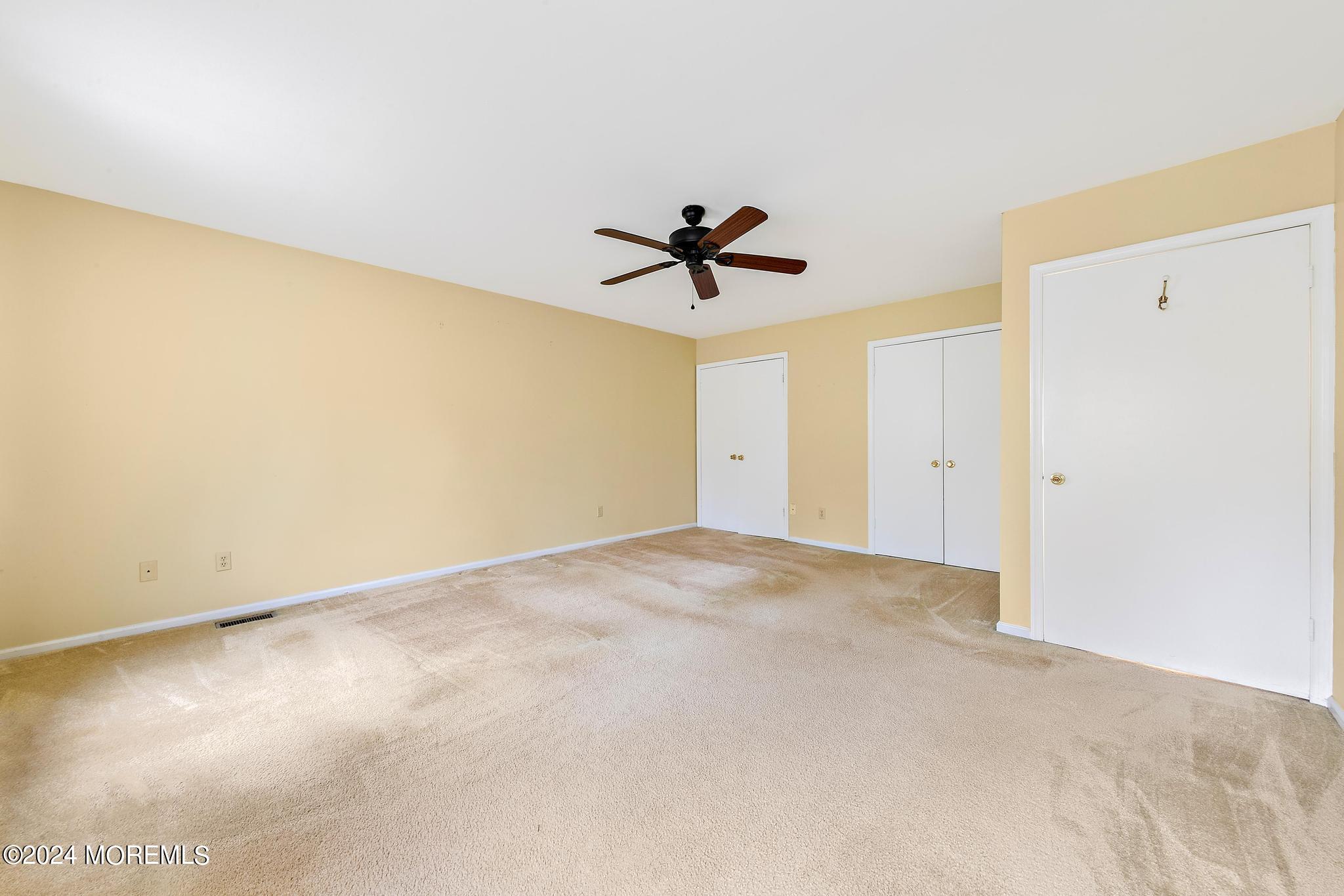 24 Schooner Court