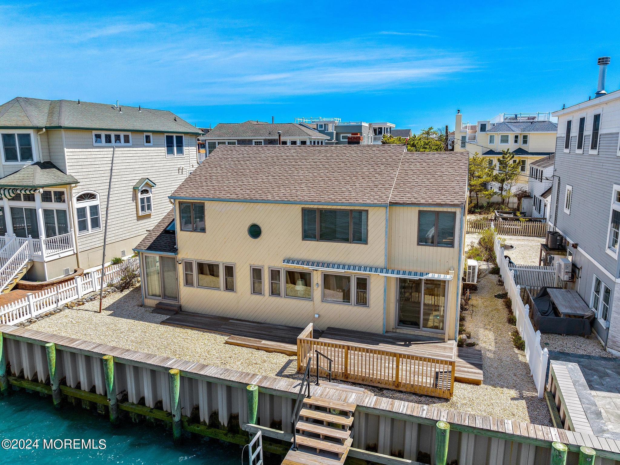 79 W California Avenue