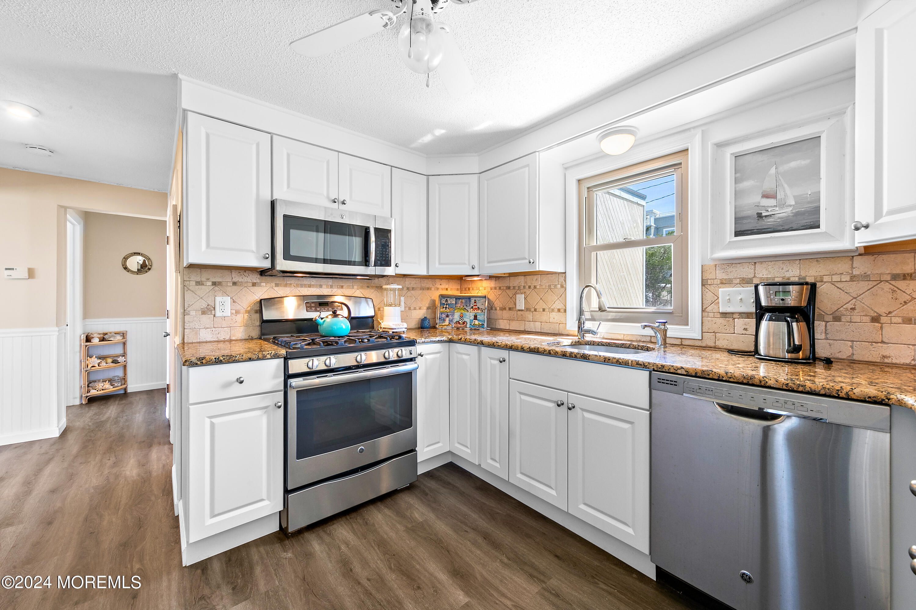 79 W California Avenue