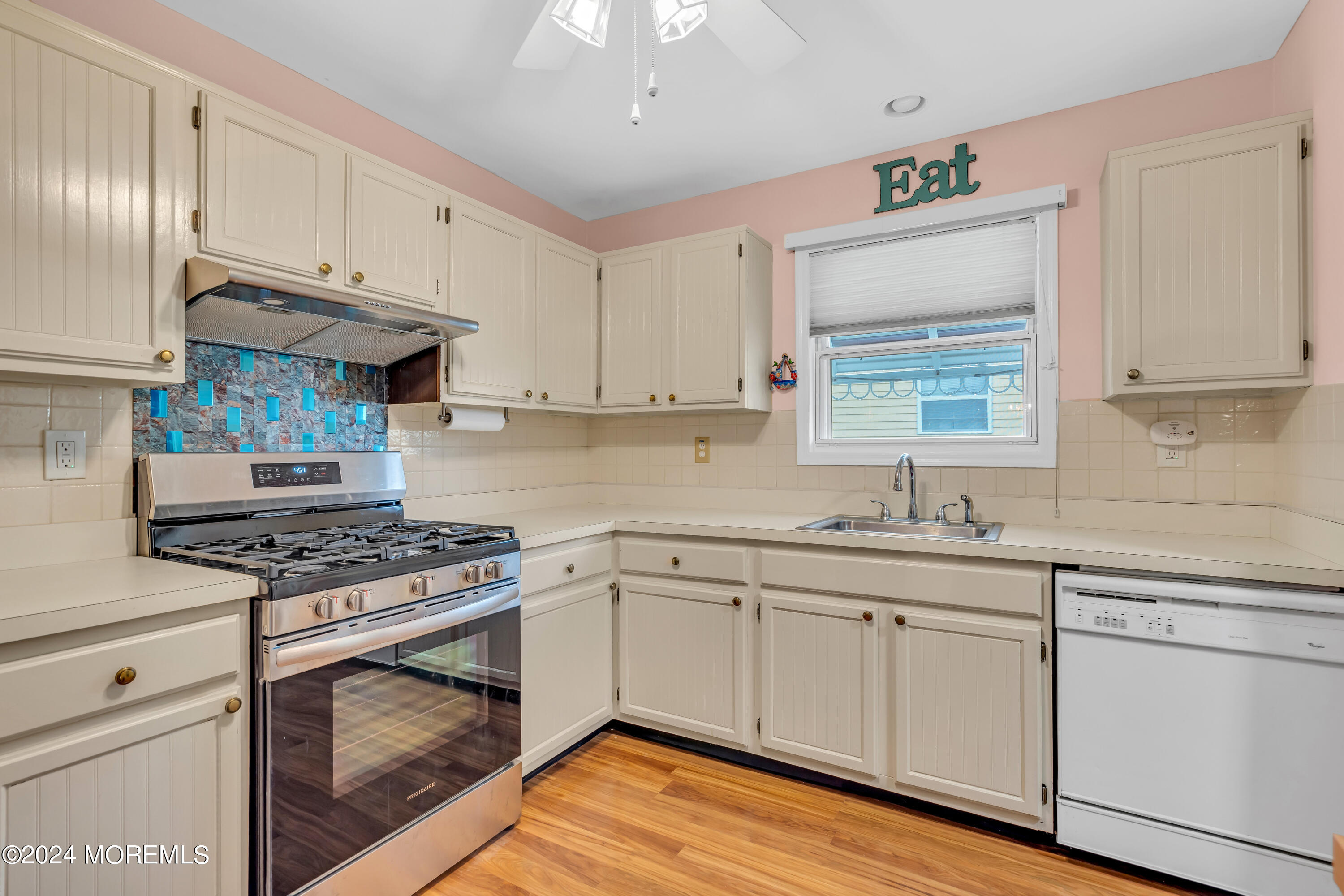 67 Redhook Bay Drive
