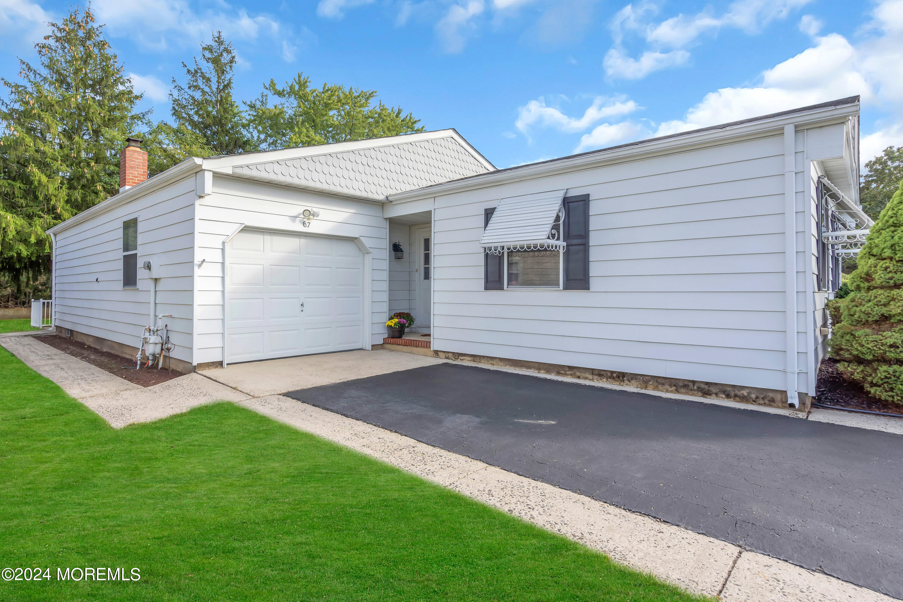 67 Redhook Bay Drive