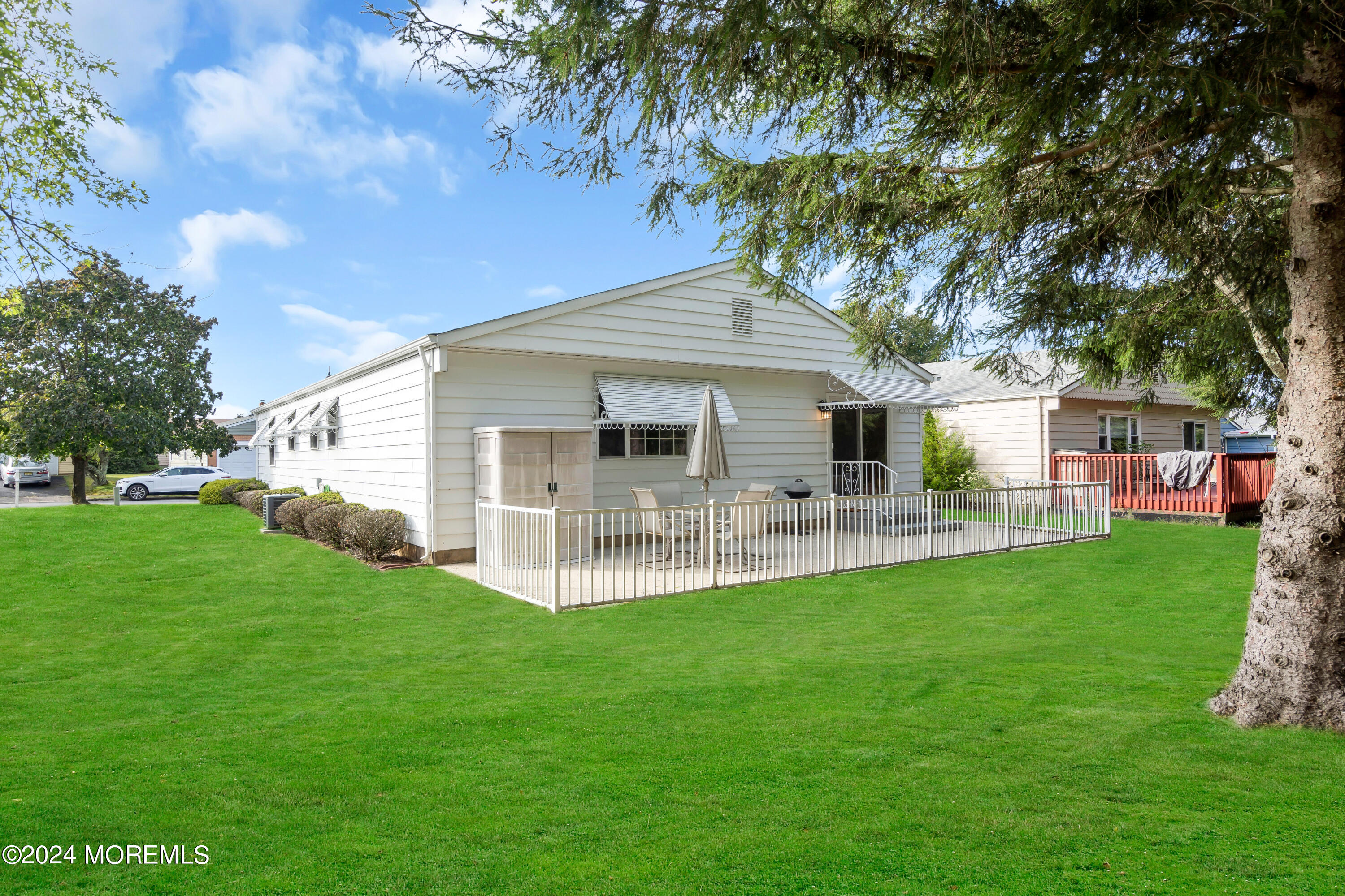 67 Redhook Bay Drive