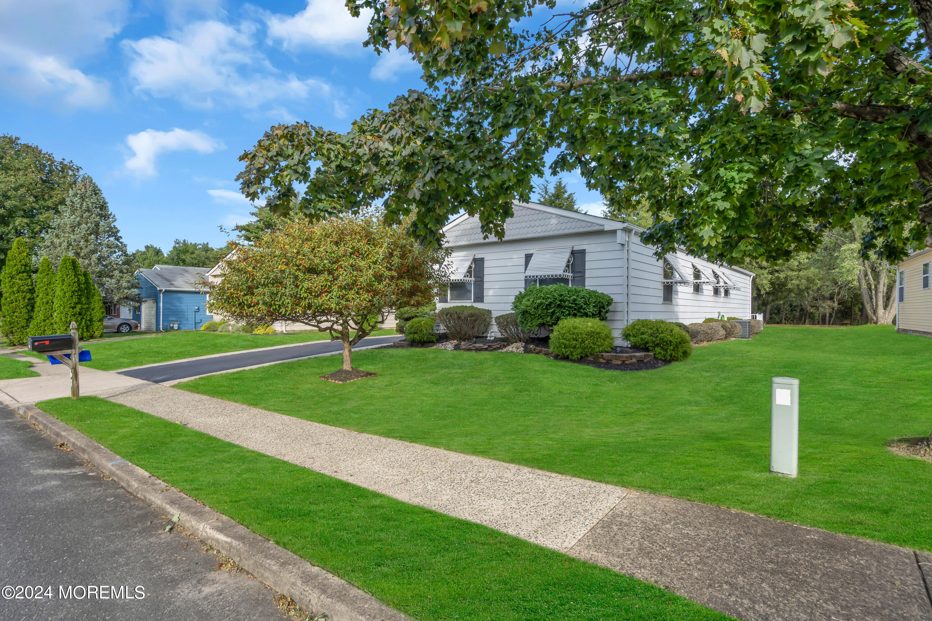 67 Redhook Bay Drive