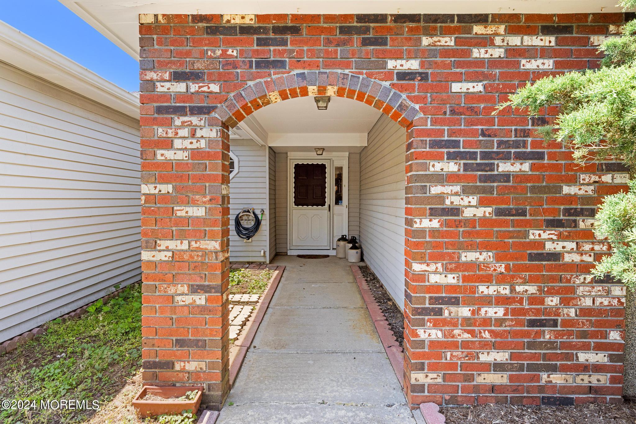 116 Mansfield Drive