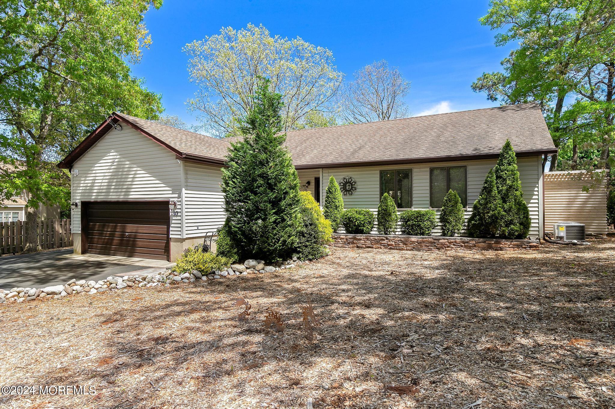 10 Whippoorwill Lane