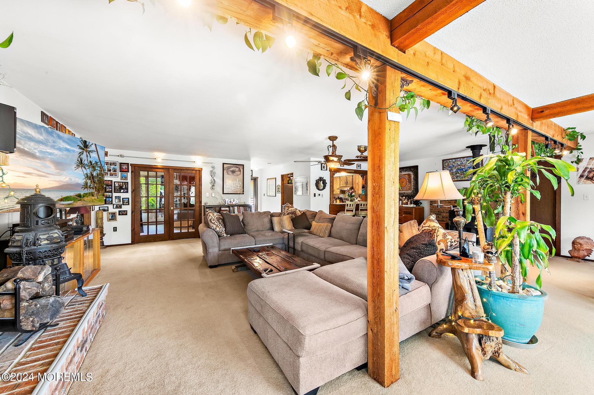 10 Whippoorwill Lane