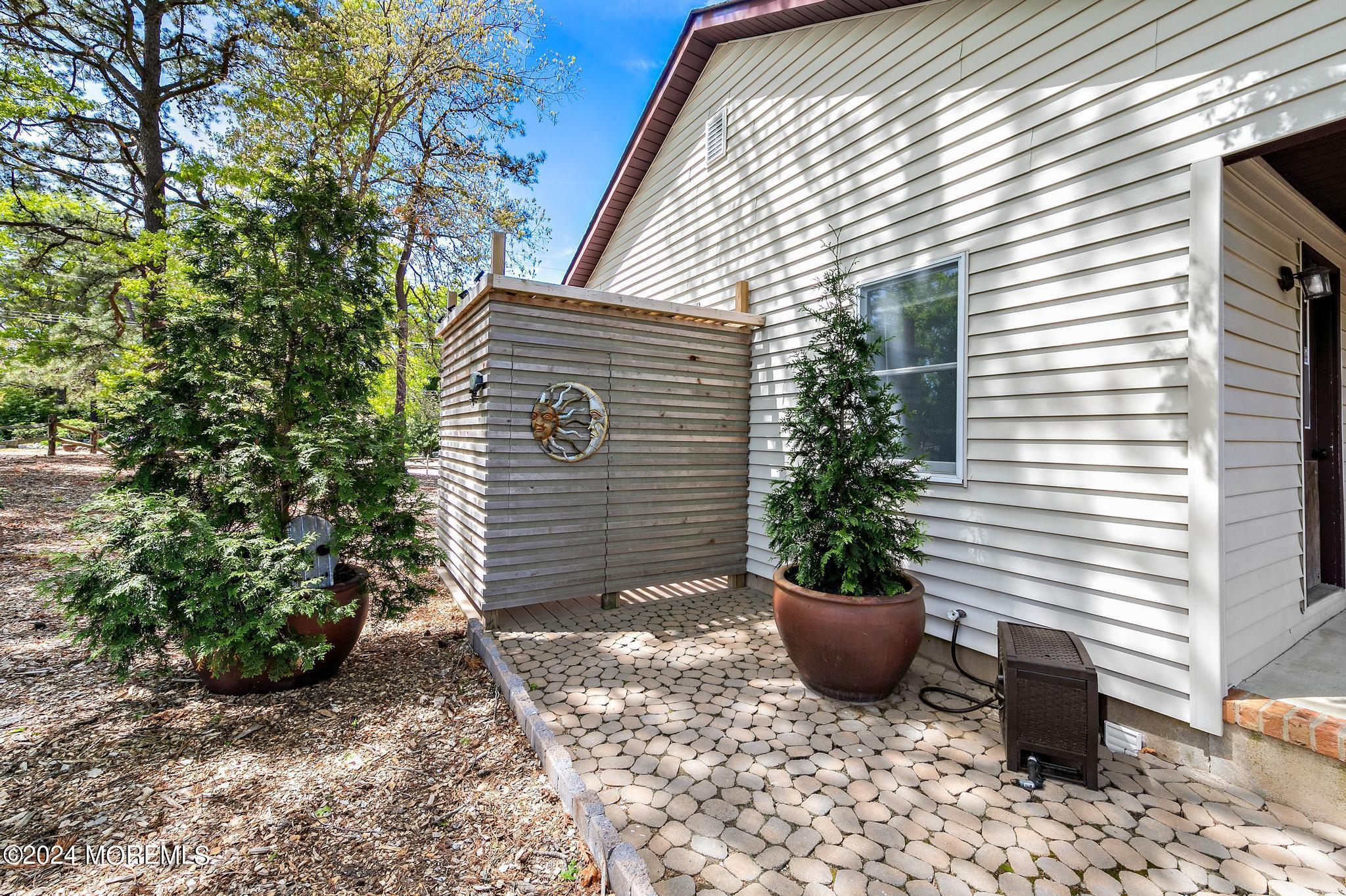 10 Whippoorwill Lane