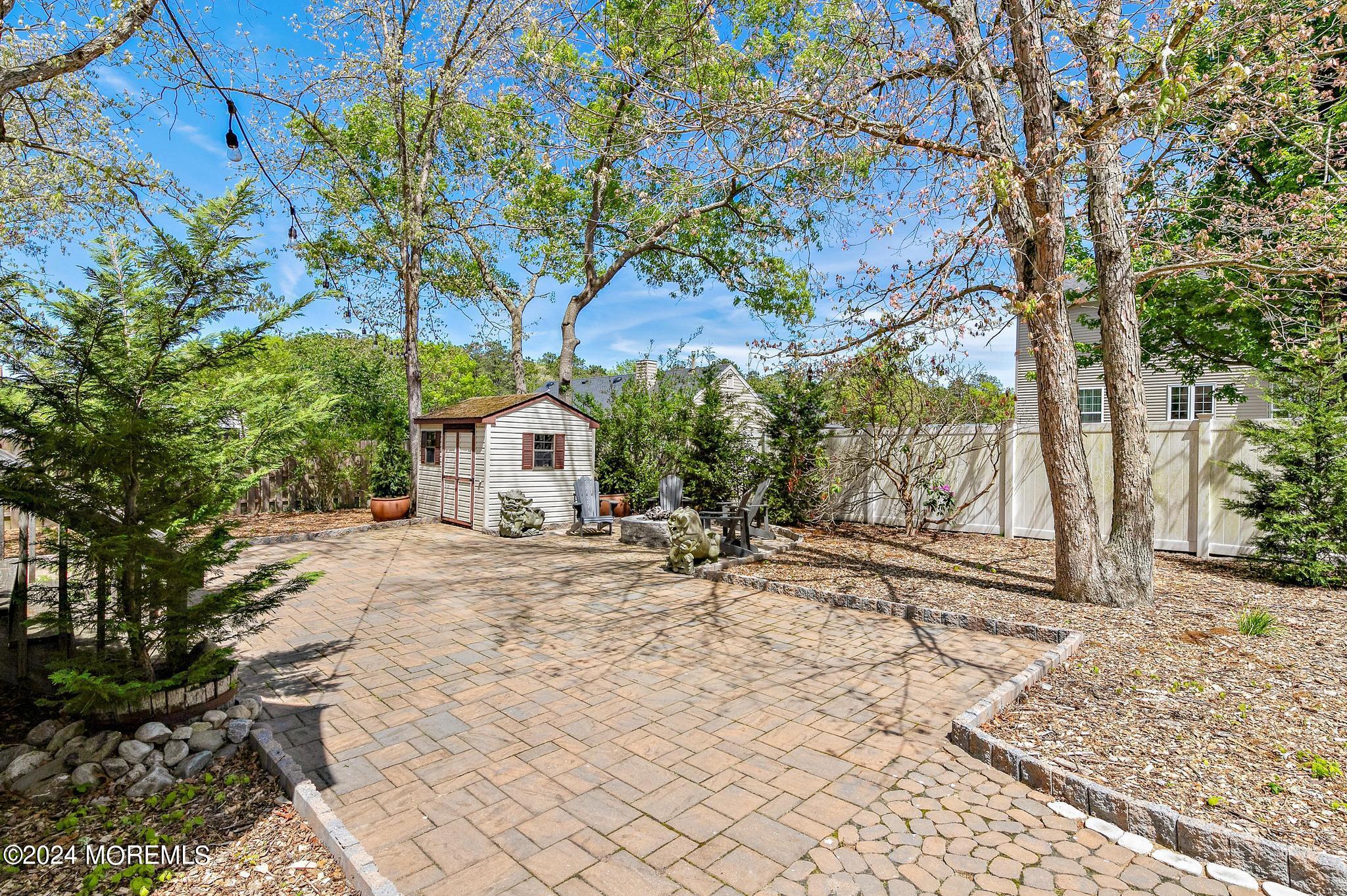 10 Whippoorwill Lane