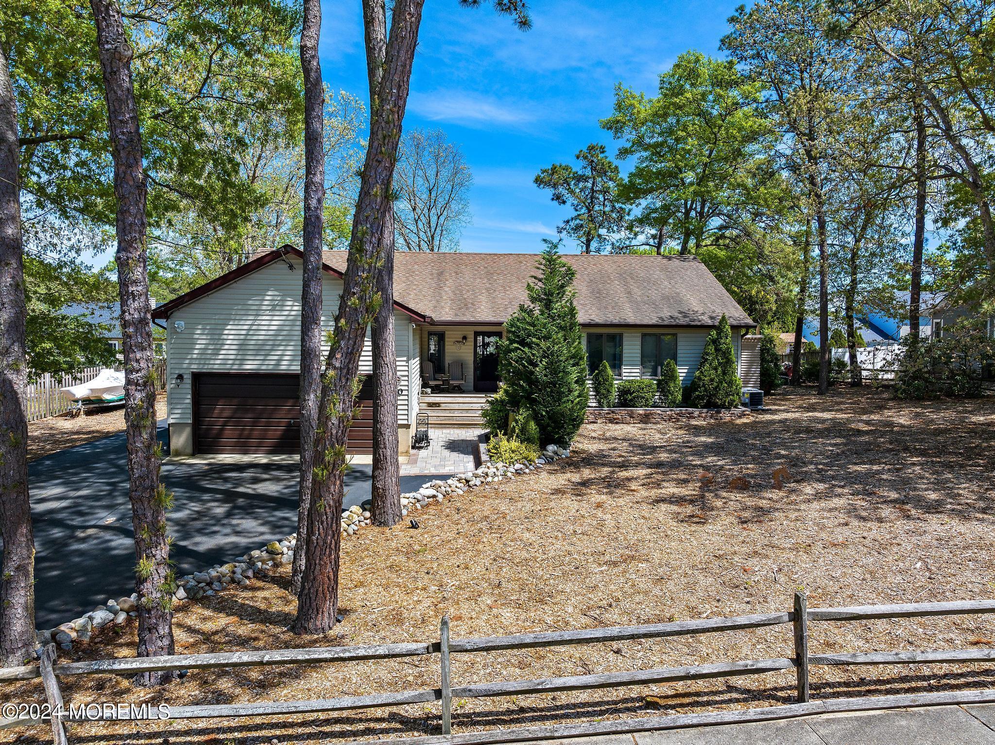 10 Whippoorwill Lane