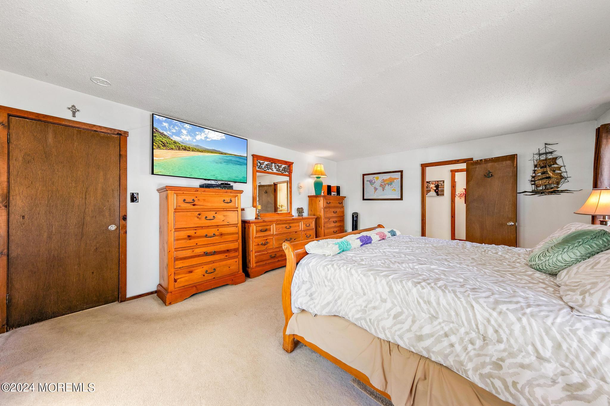 10 Whippoorwill Lane
