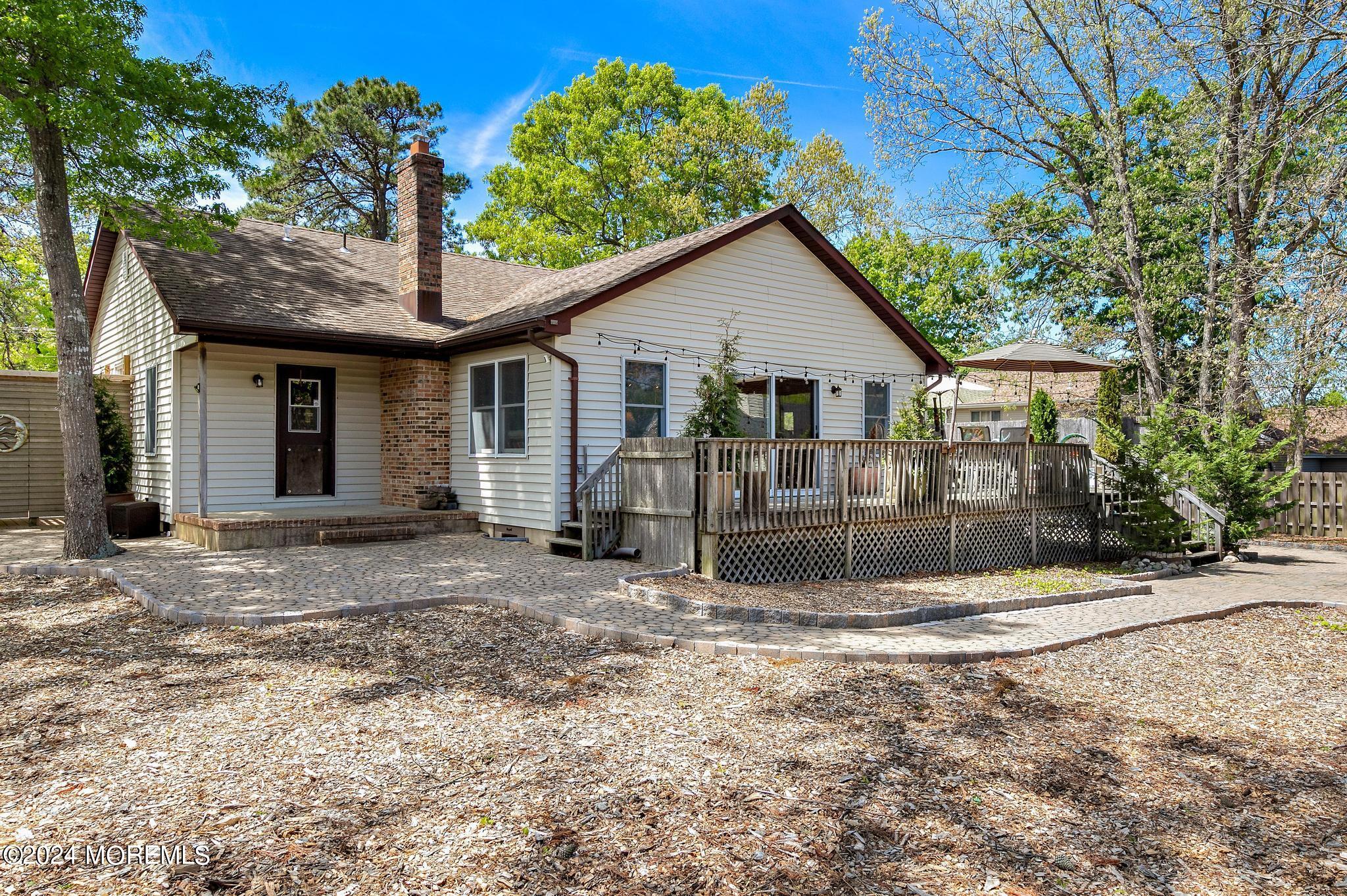 10 Whippoorwill Lane