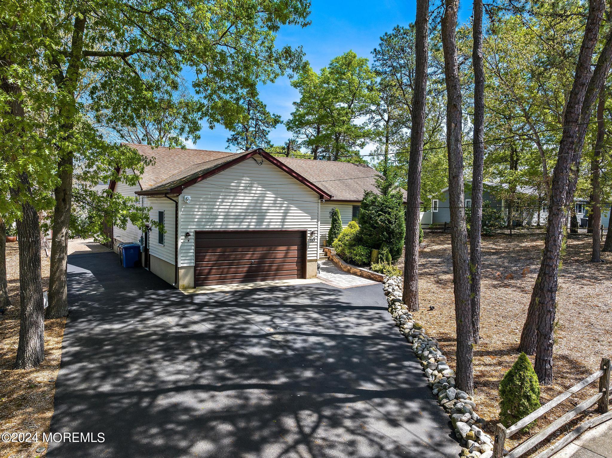 10 Whippoorwill Lane