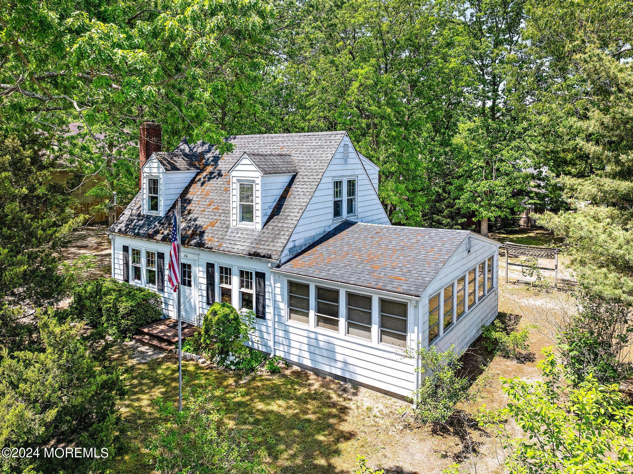 116 Caldwell Avenue