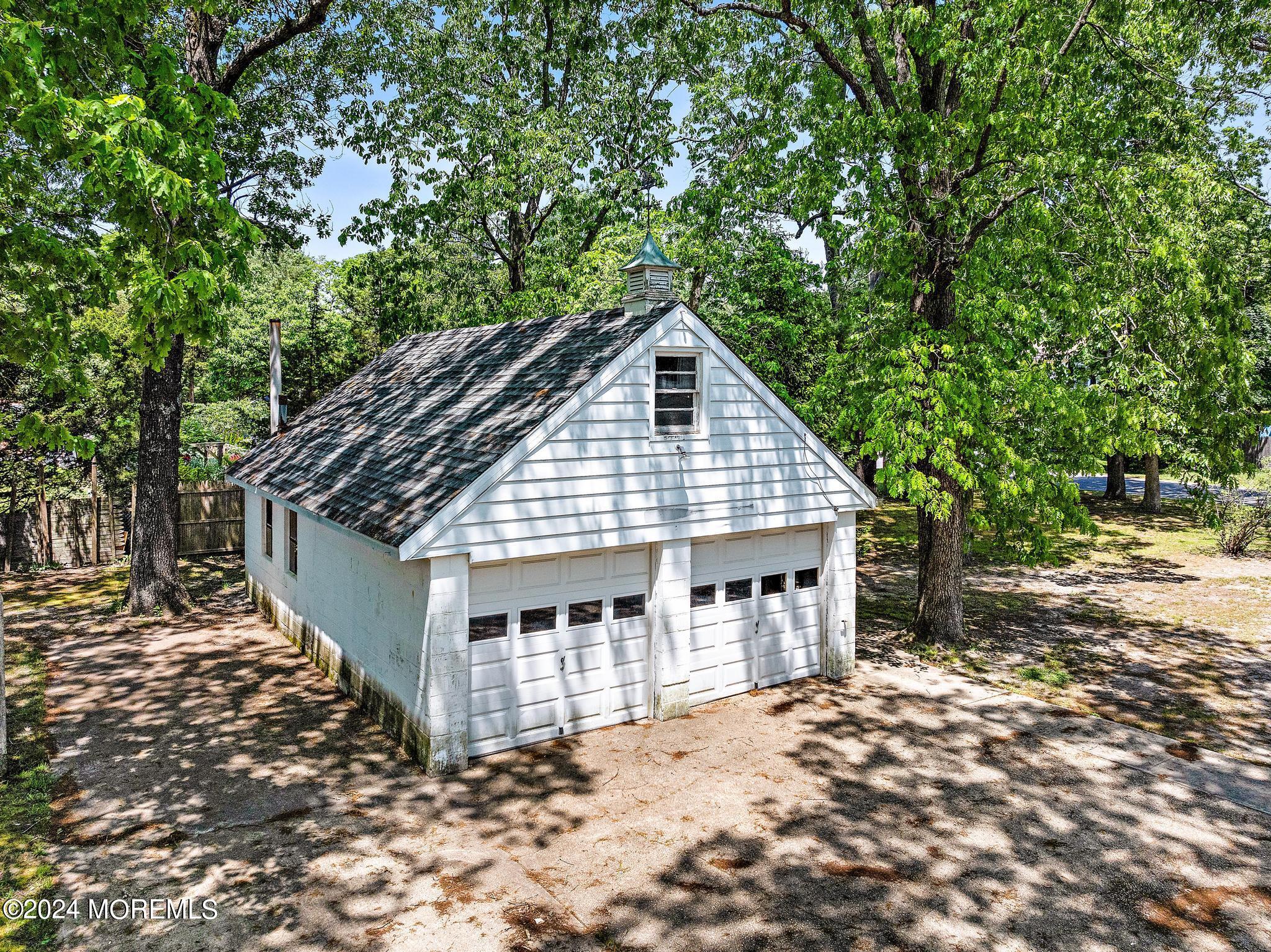 116 Caldwell Avenue
