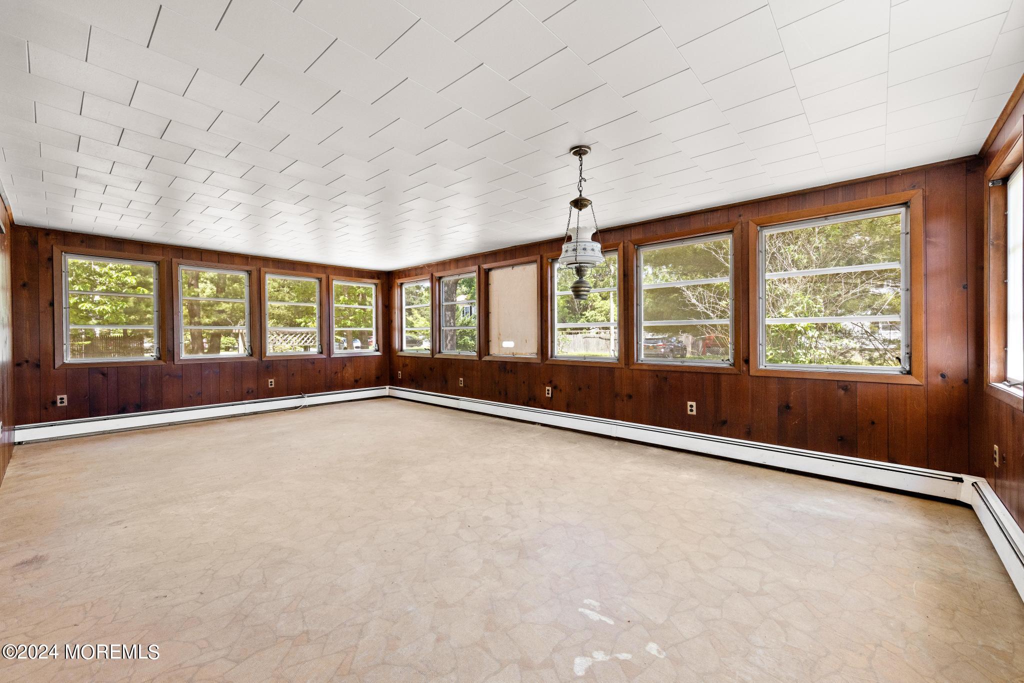 116 Caldwell Avenue