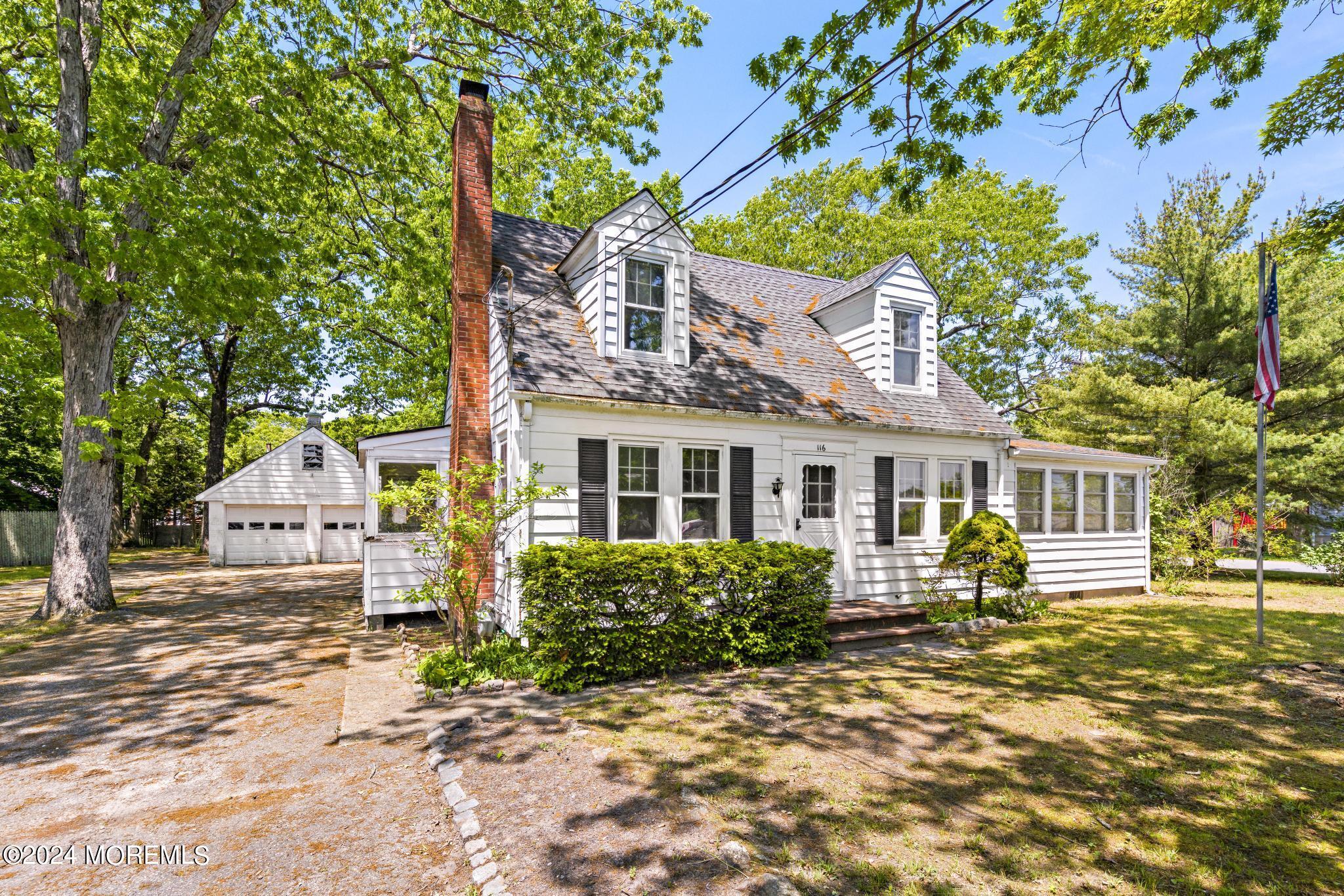 116 Caldwell Avenue