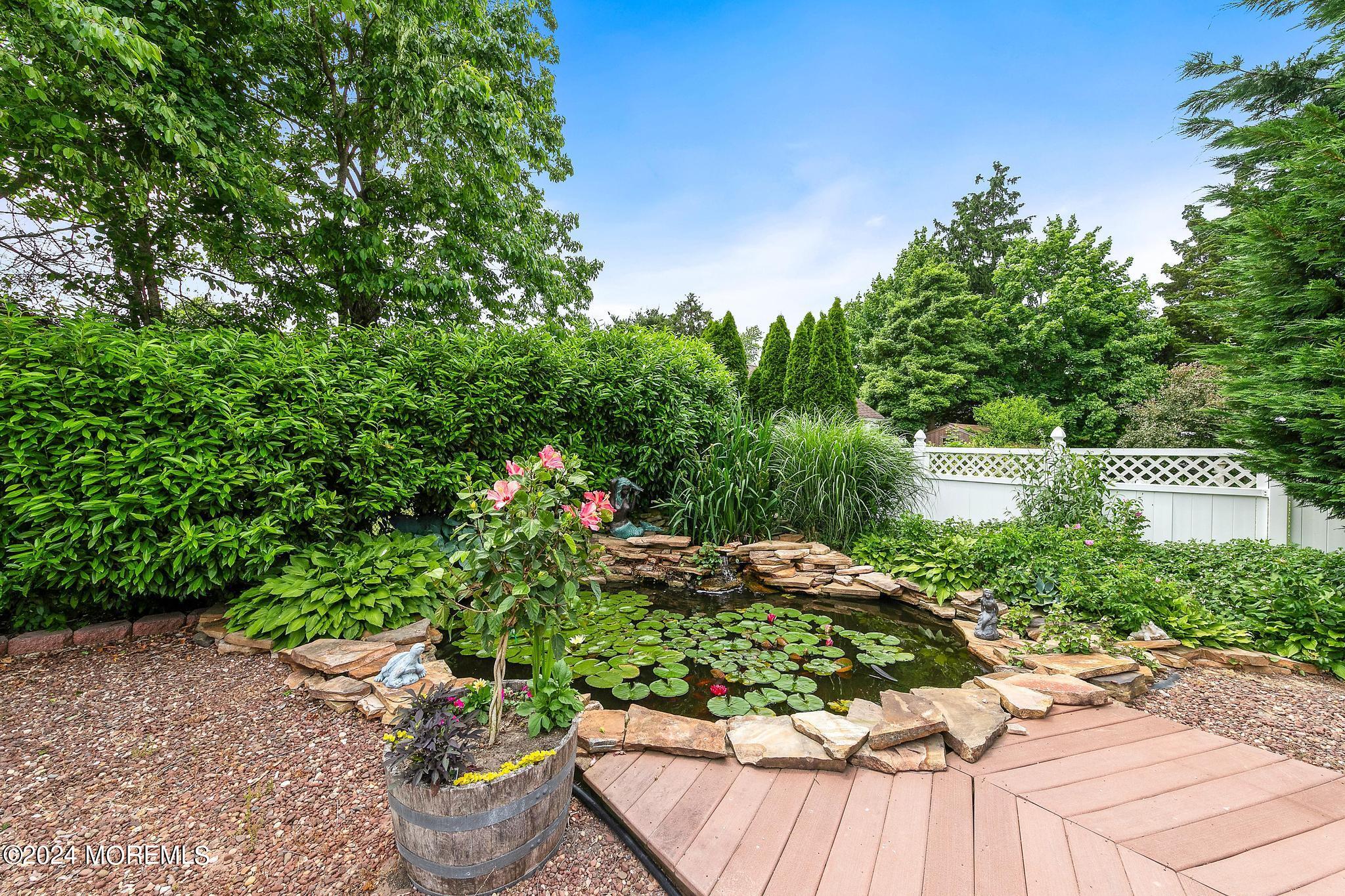 810 Cedar Street