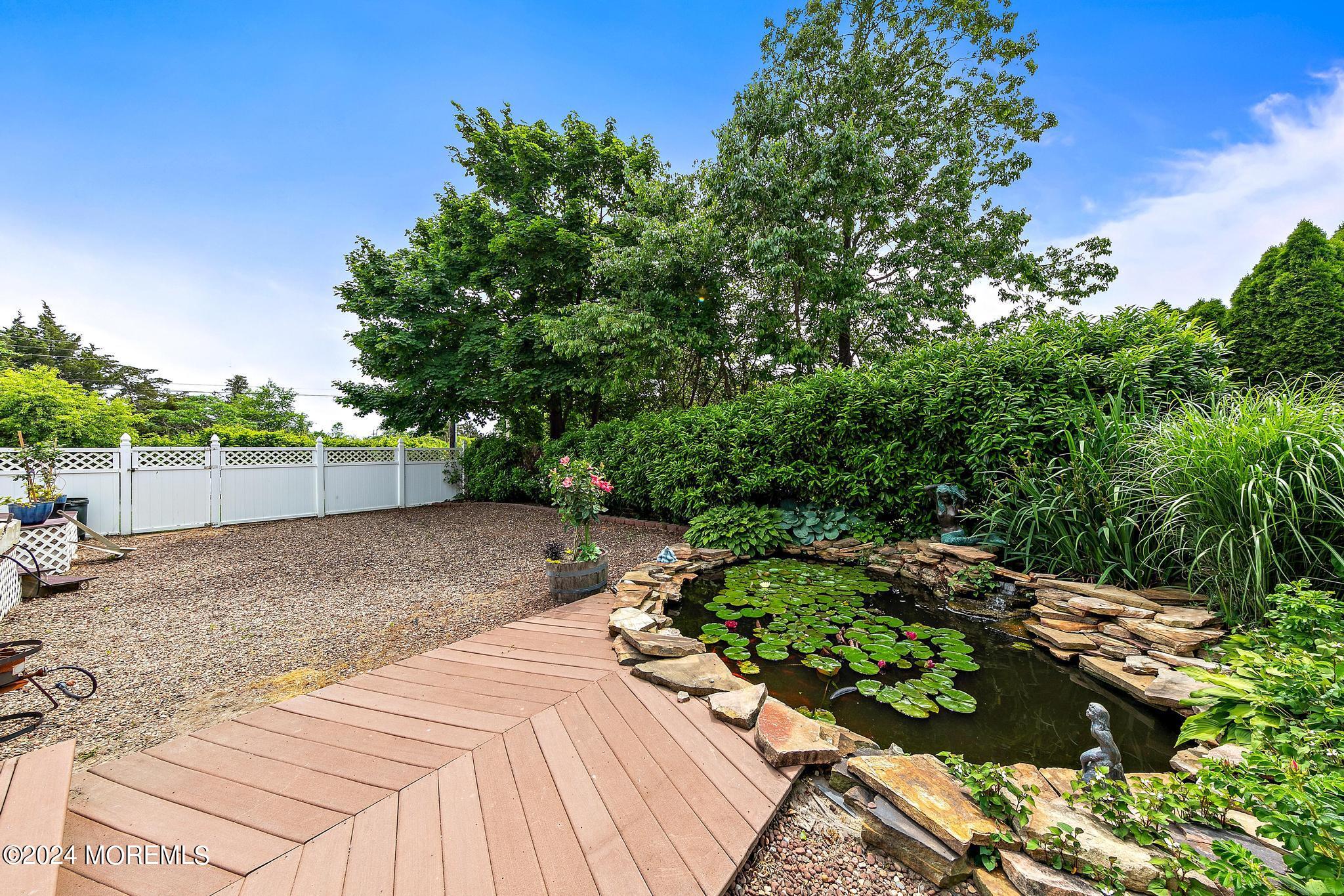 810 Cedar Street