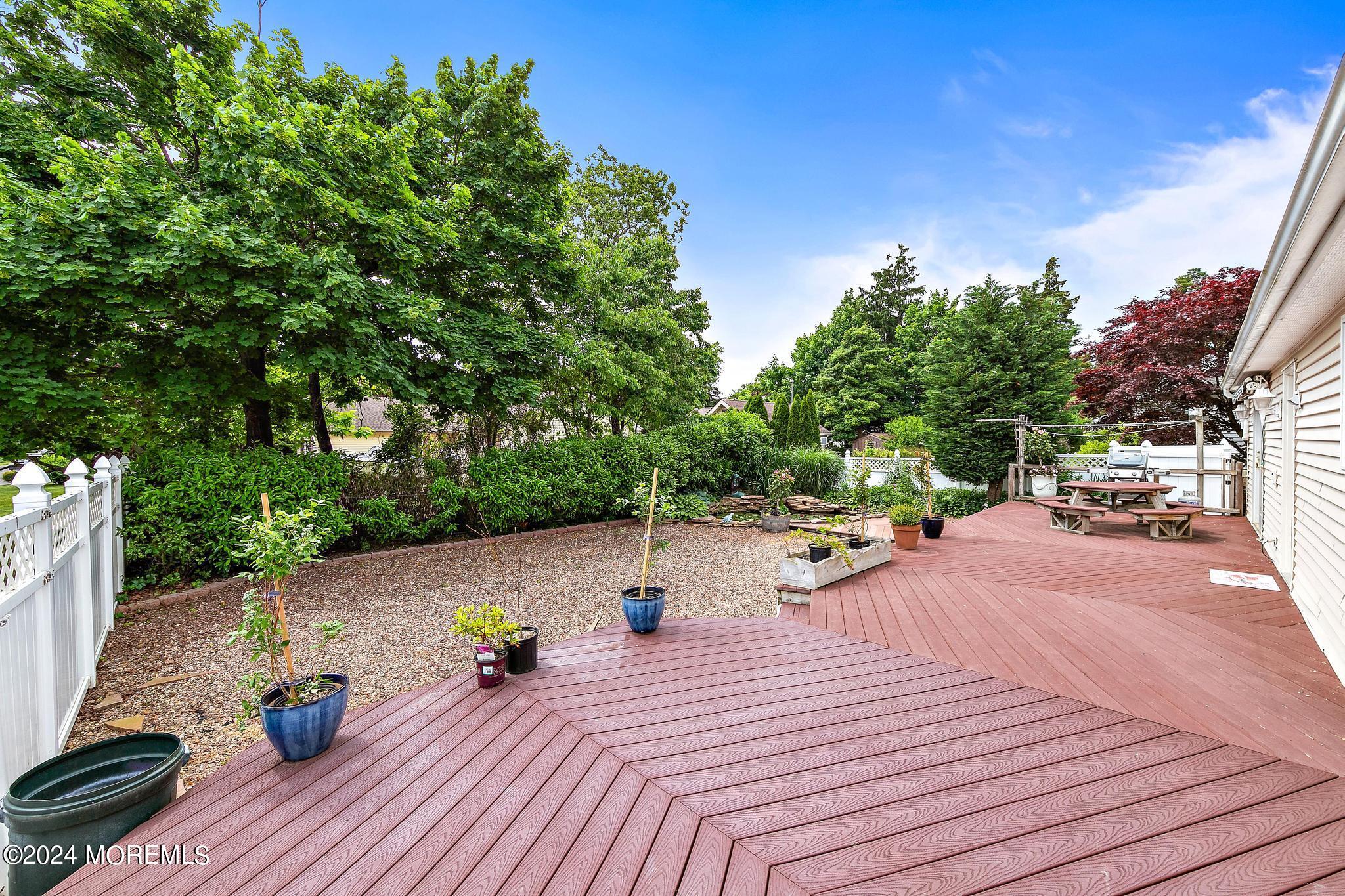 810 Cedar Street