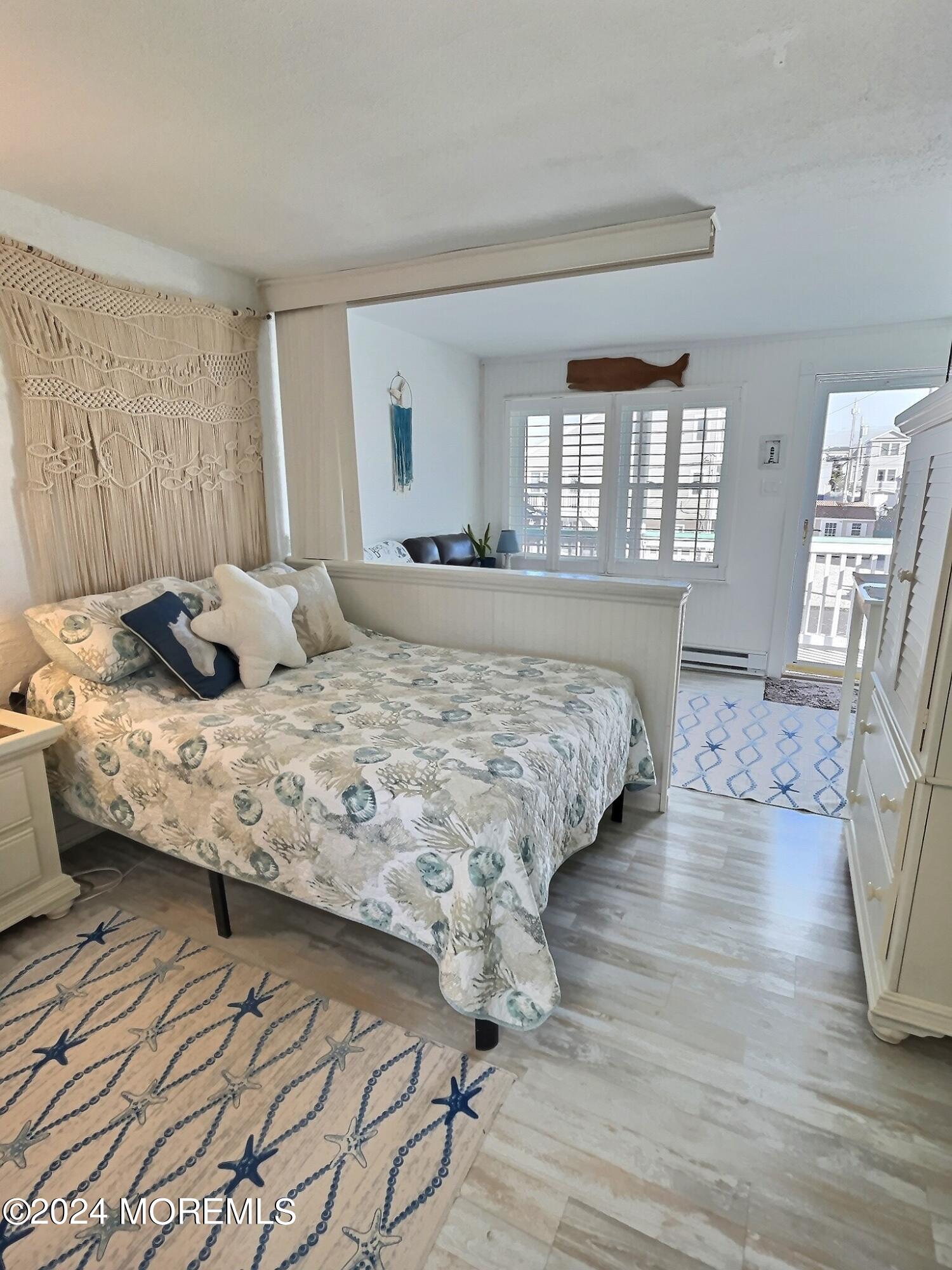 8501 Long Beach Boulevard, 10