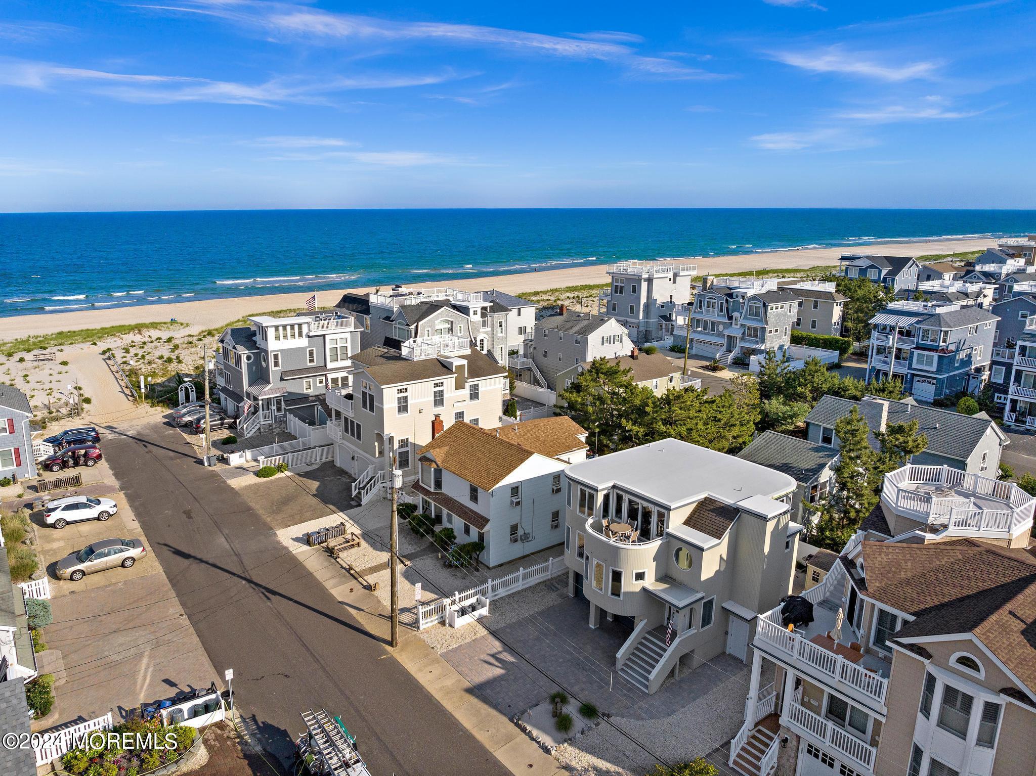 112 Sailboat Avenue