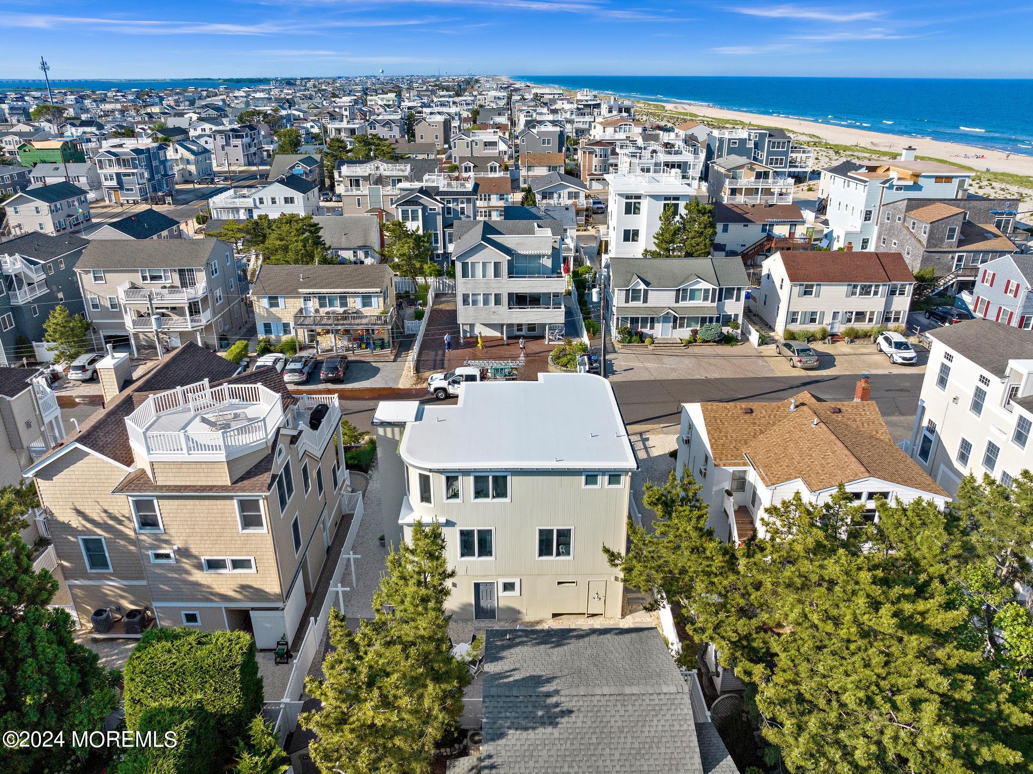 112 Sailboat Avenue