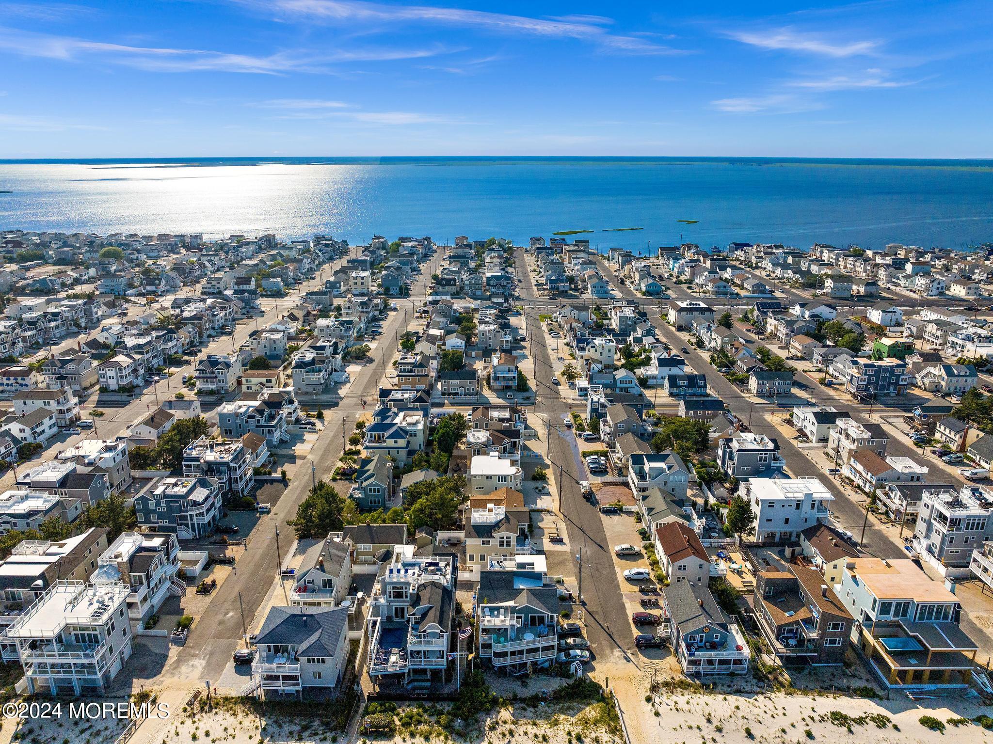 112 Sailboat Avenue