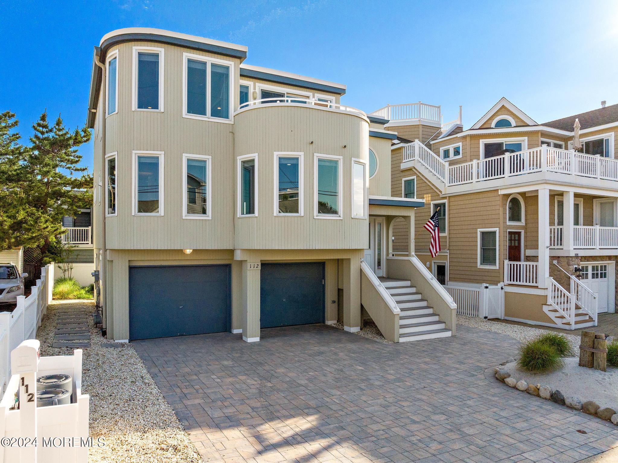 112 Sailboat Avenue