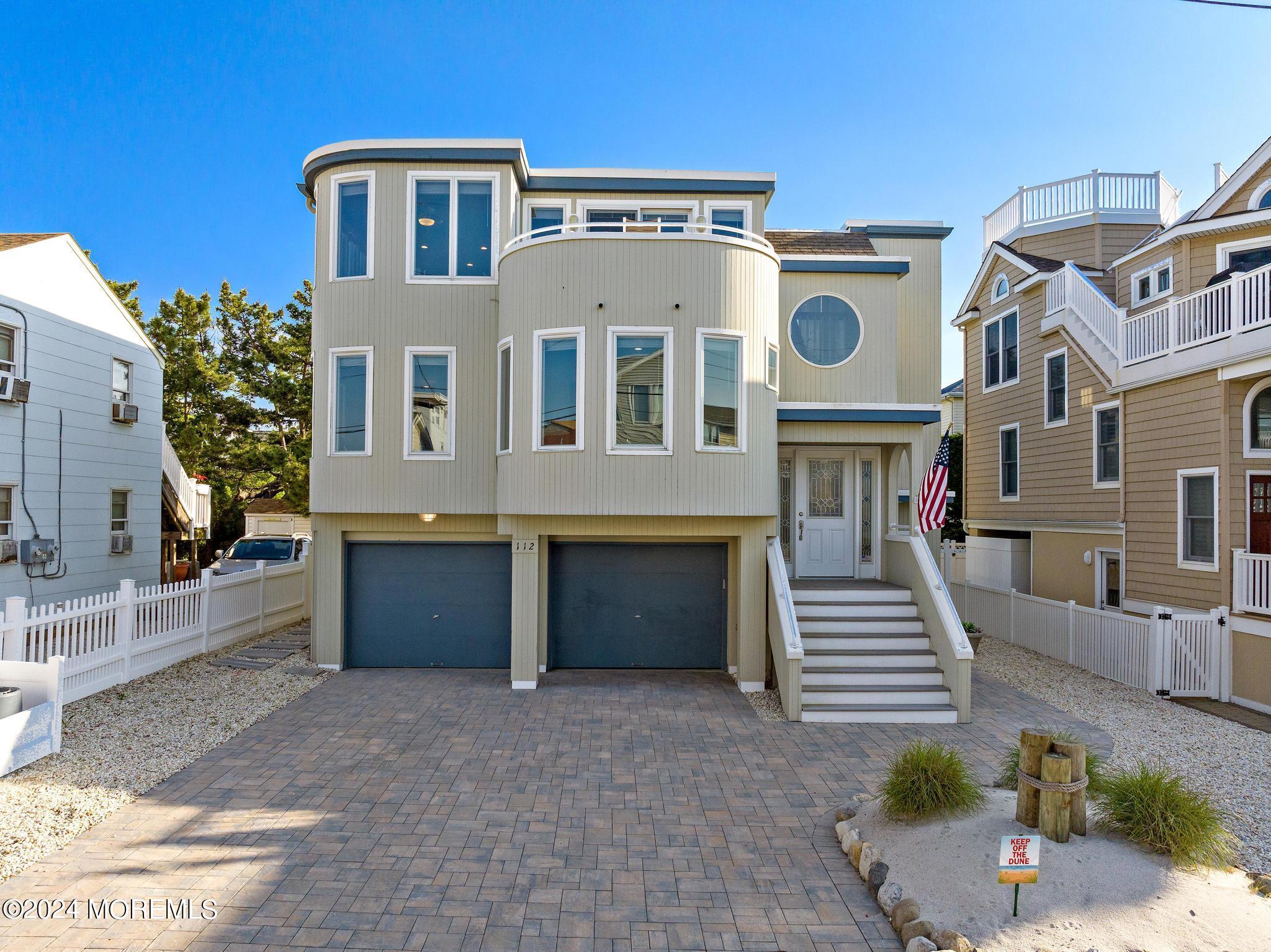 112 Sailboat Avenue