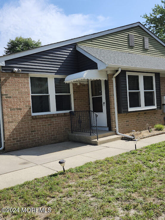 44 Stonybrook Road, C