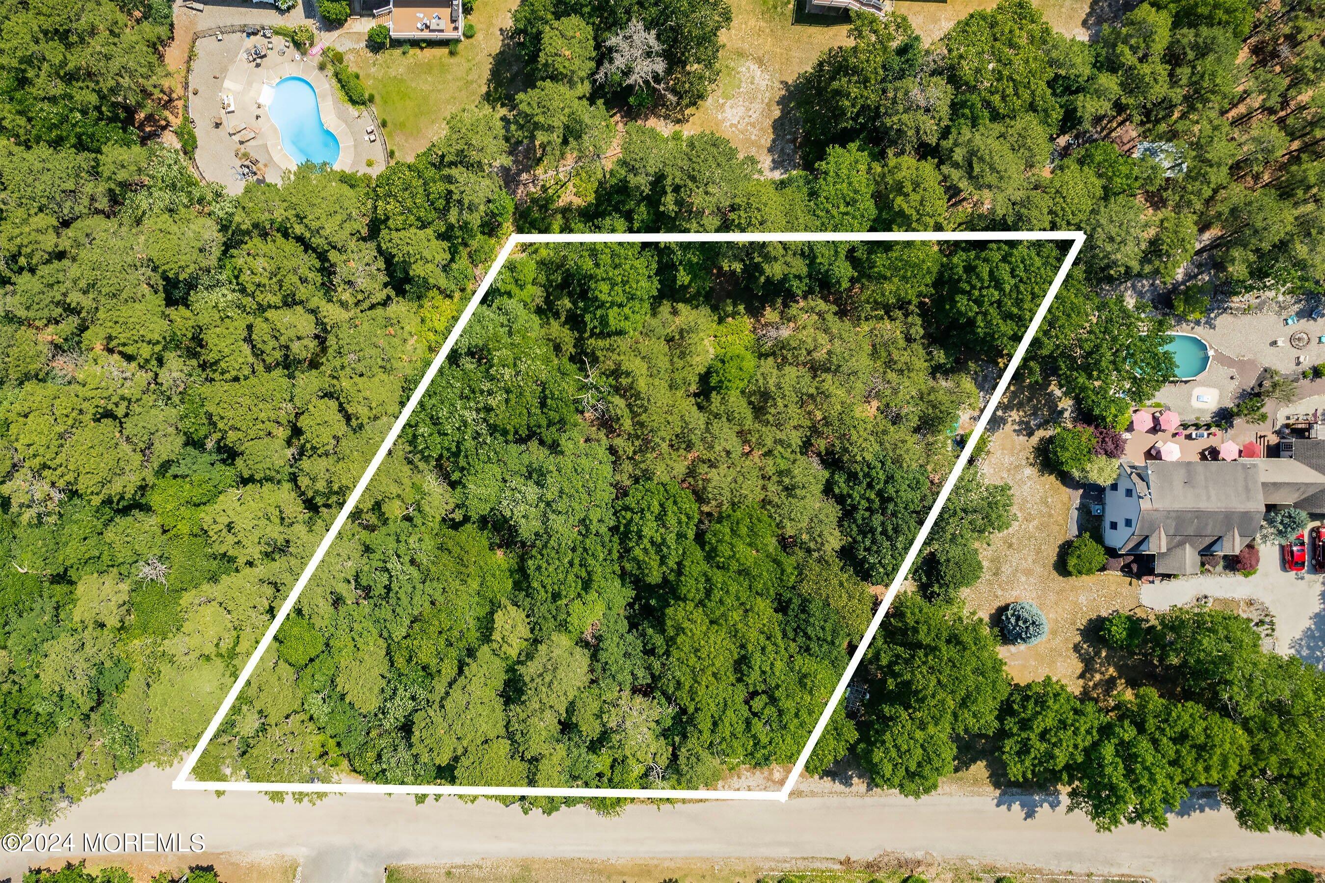 20 Maplewood Drive