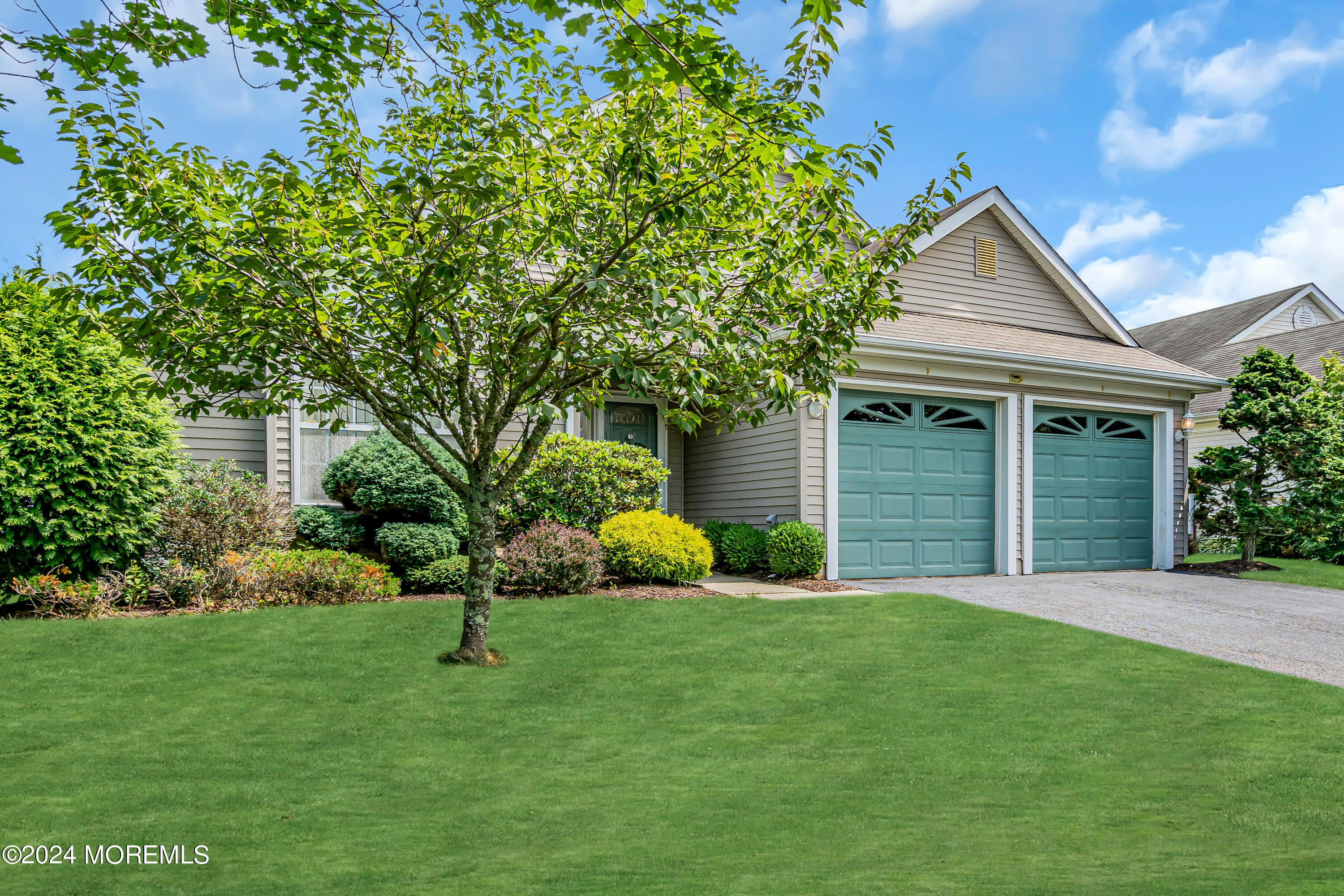 92 Rosewood Drive
