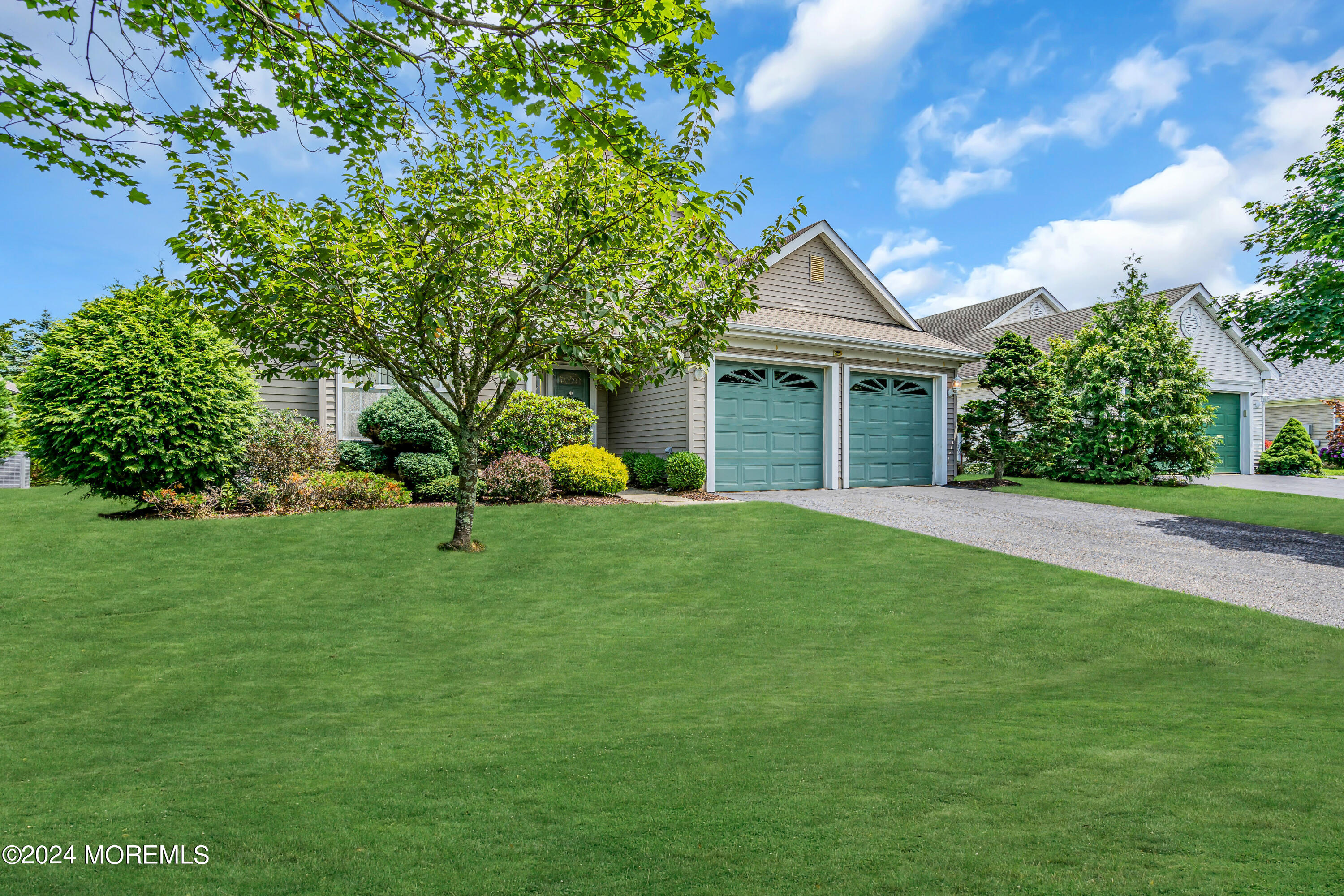 92 Rosewood Drive