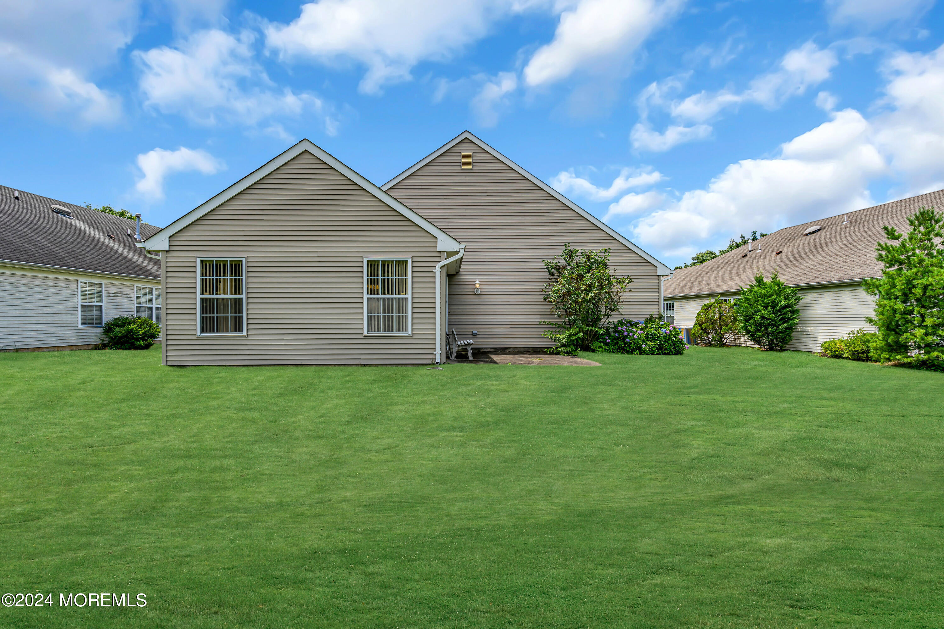 92 Rosewood Drive