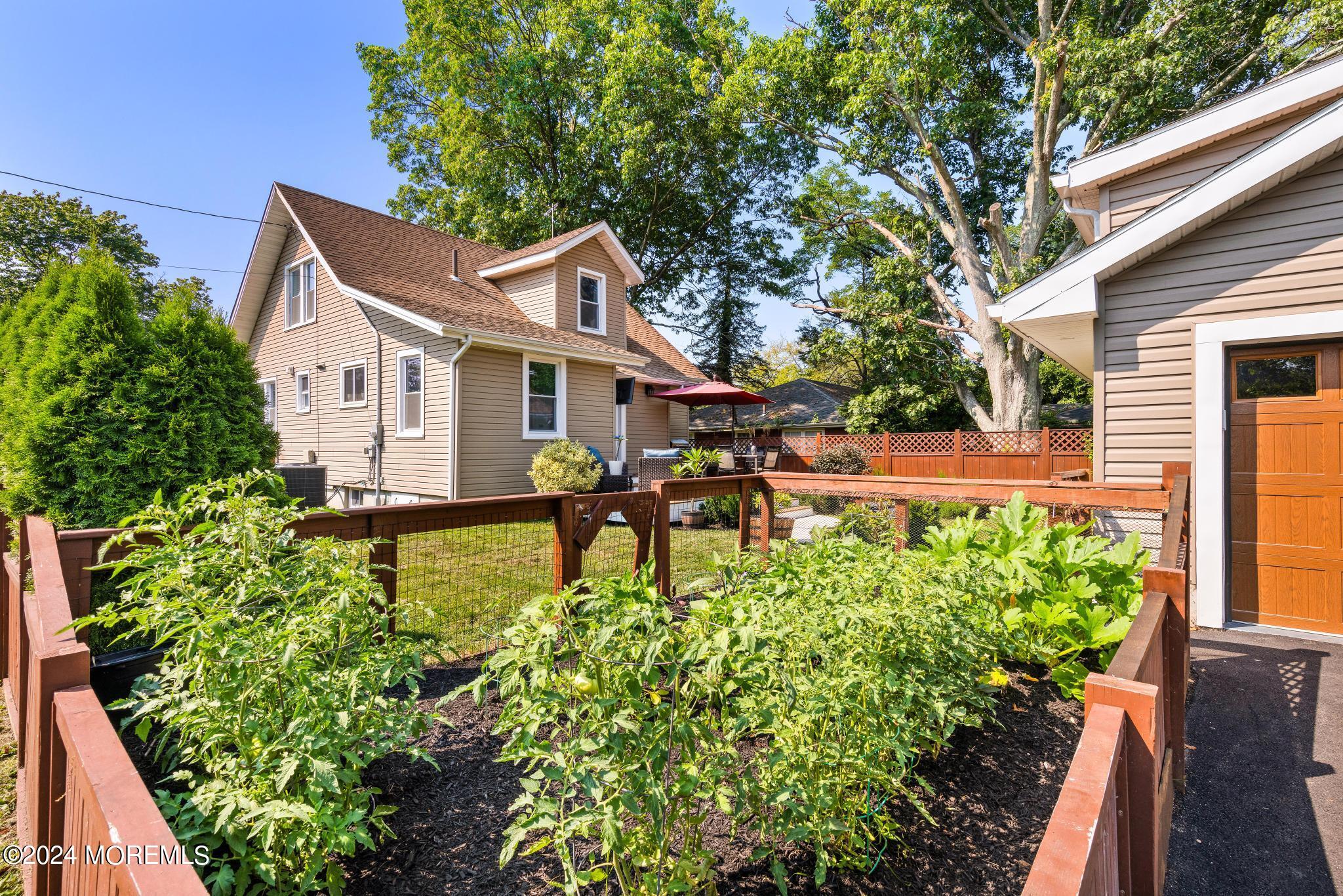 301 Slocum Avenue