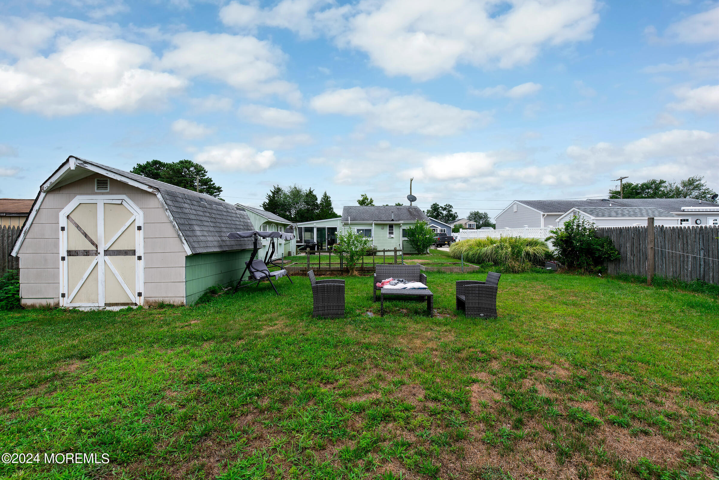 1013 Waterview Way