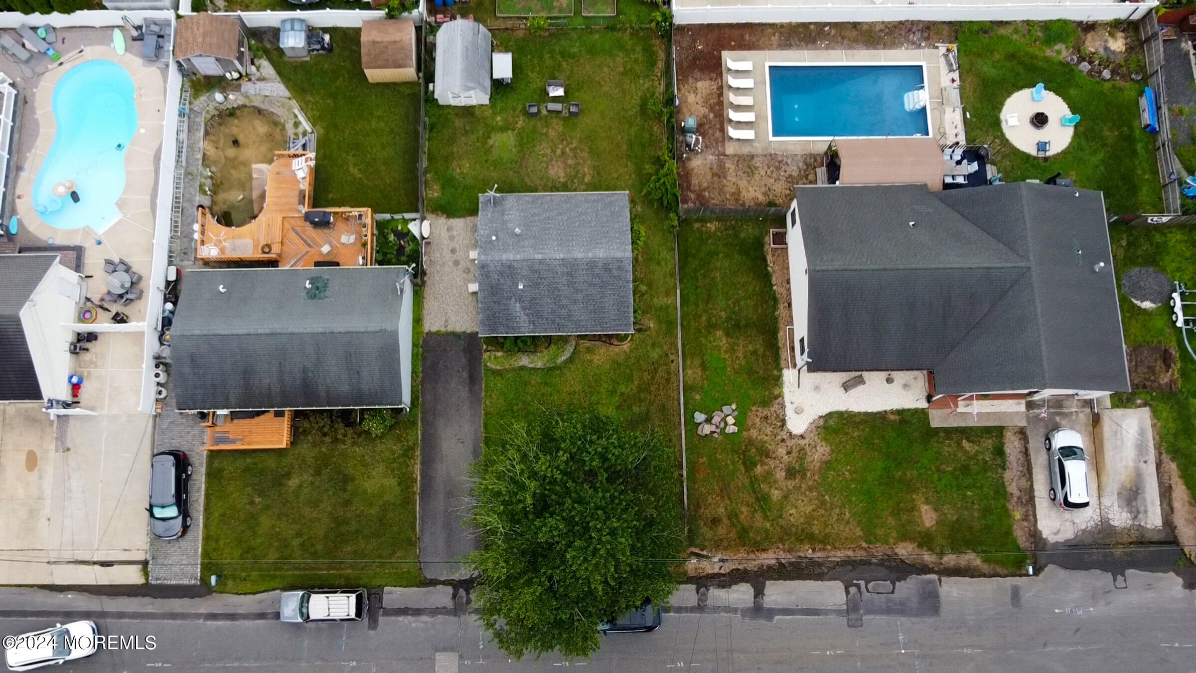 1013 Waterview Way