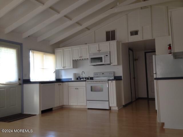 1013 Waterview Way