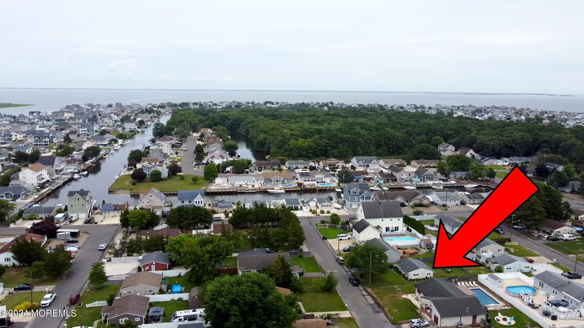1013 Waterview Way