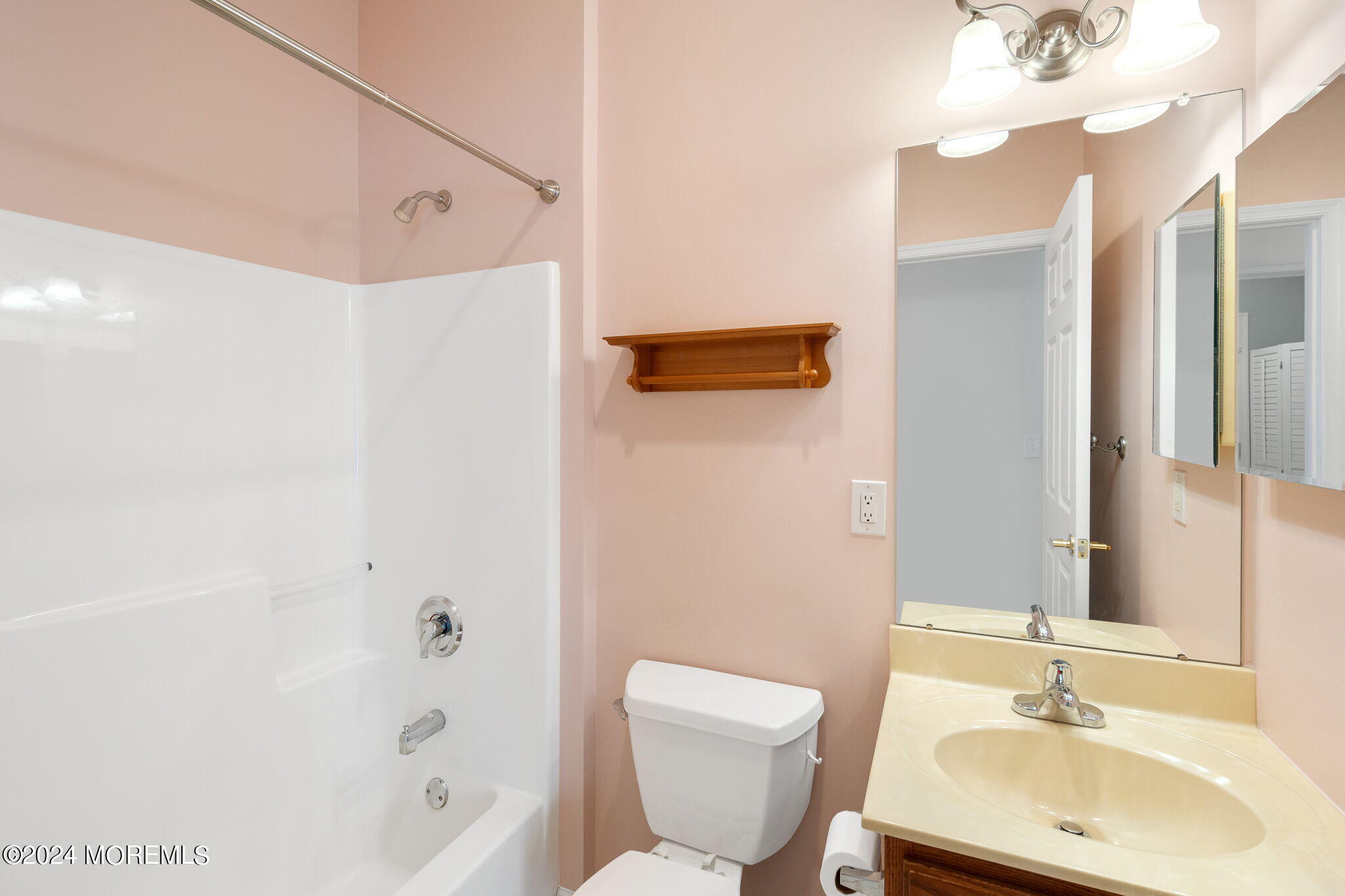 22 Rumson Court