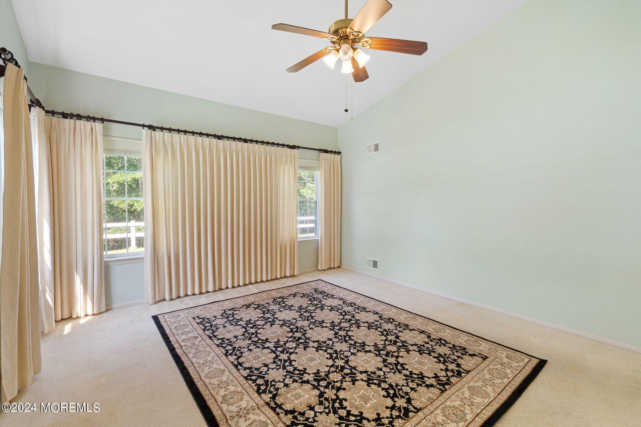 22 Rumson Court