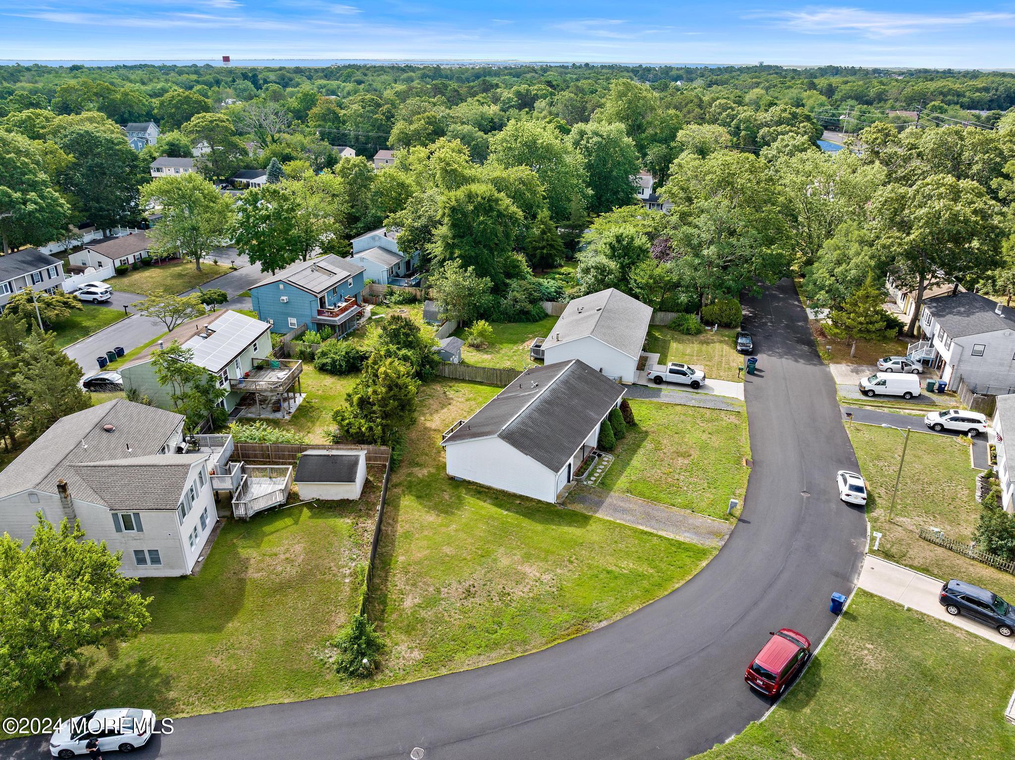 30 Oakleaf Drive